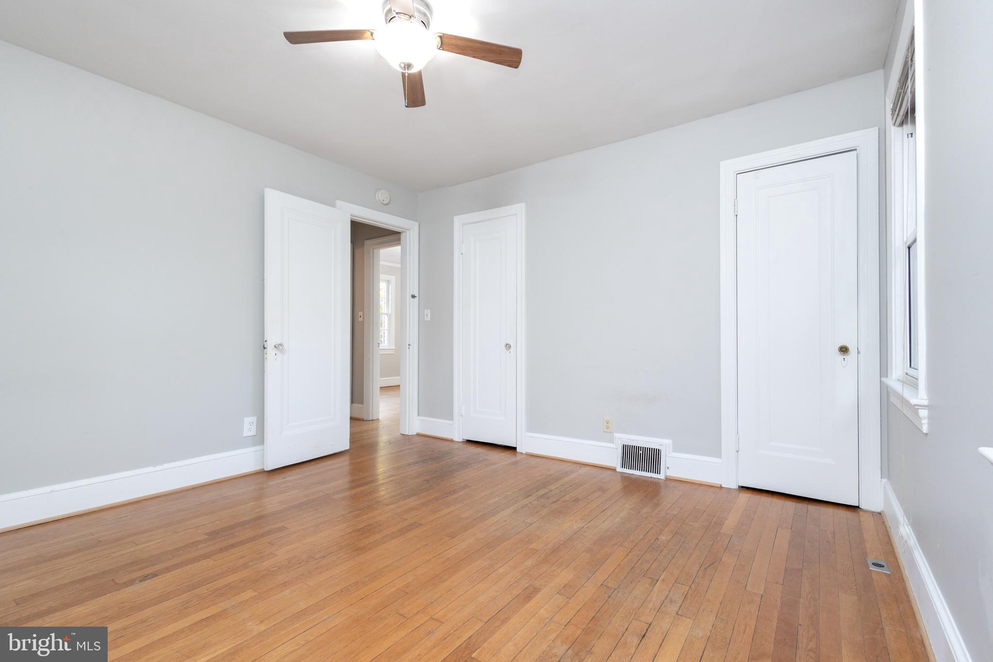 LYON PARK - Residential Lease