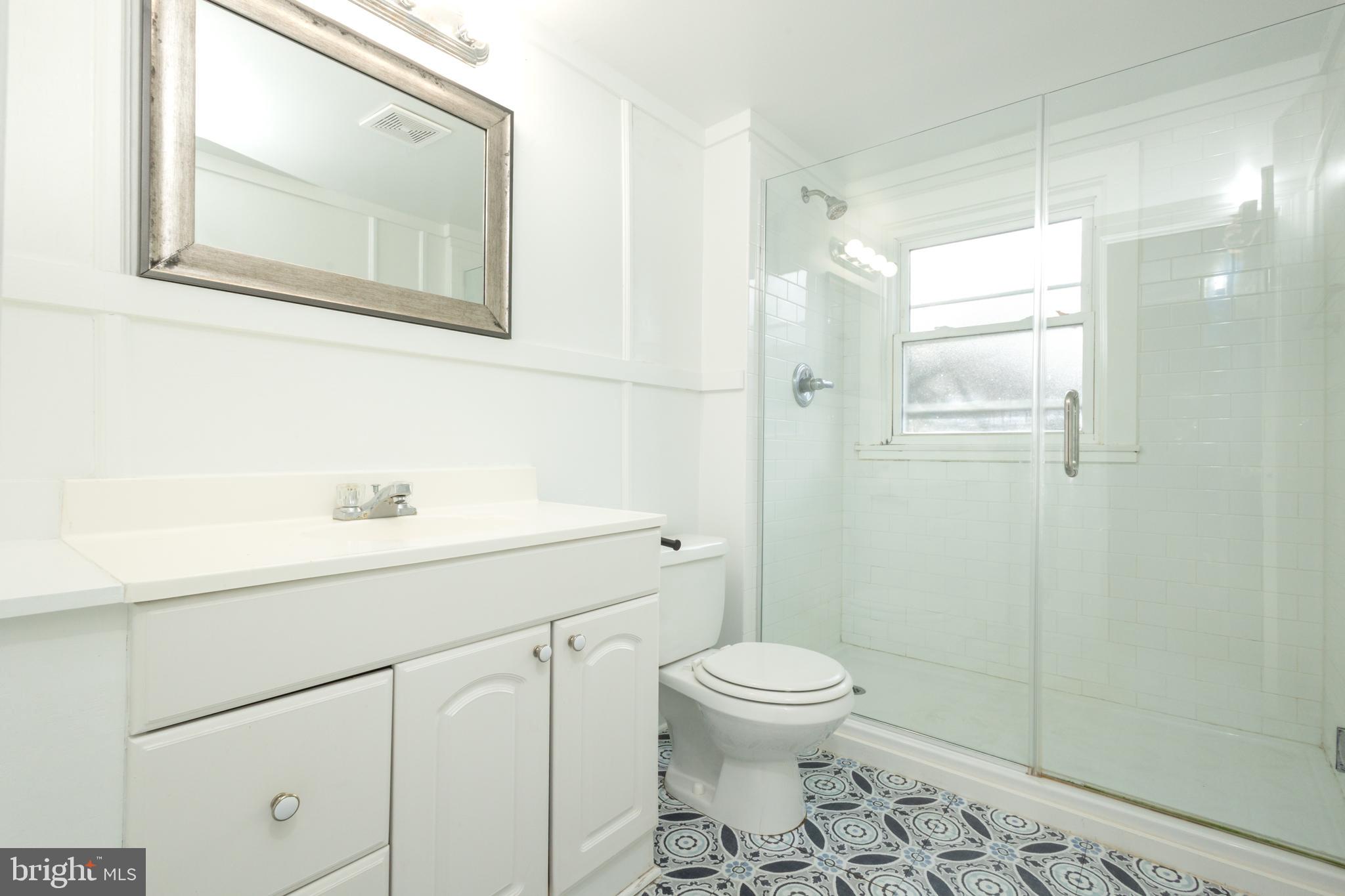 LYON PARK - Residential Lease