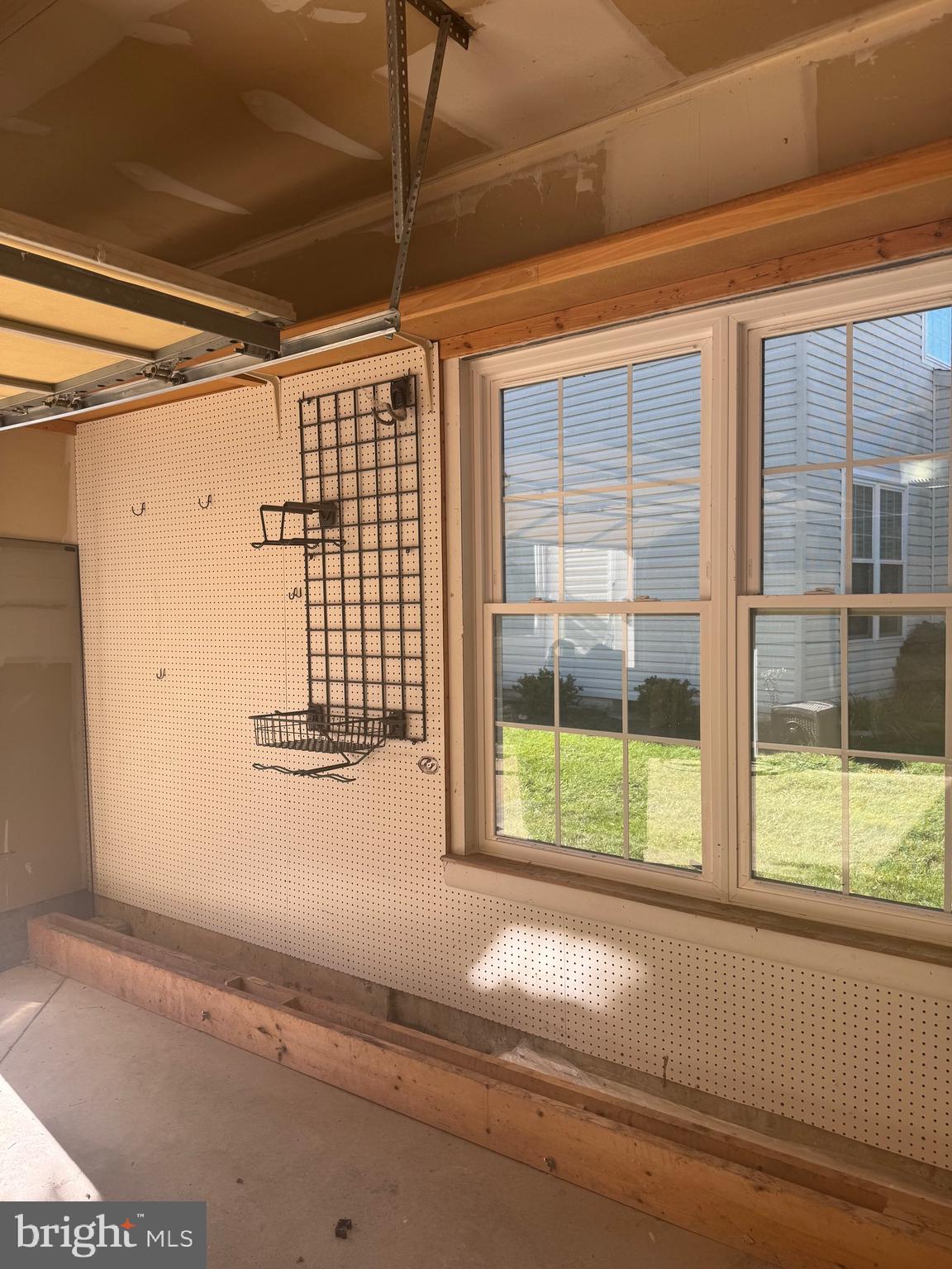 THE COURTS OF FOX MILL - Residential