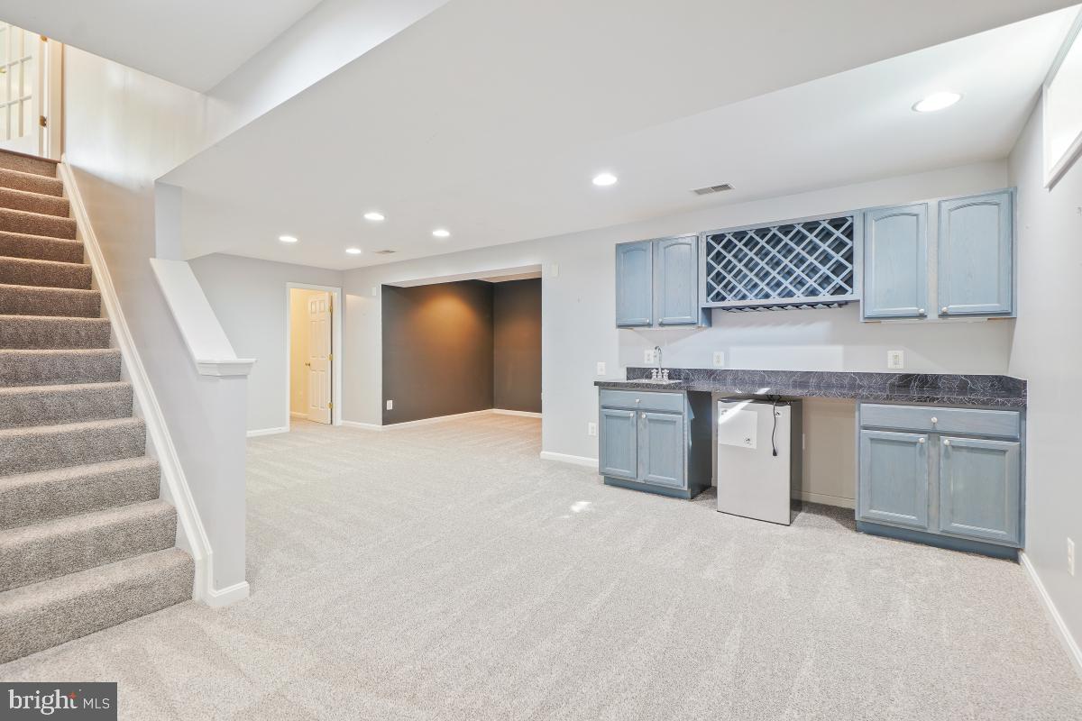 THE COURTS OF FOX MILL - Residential