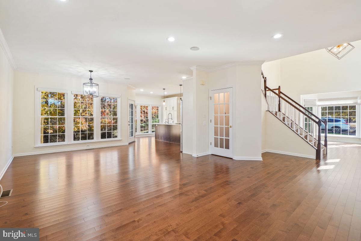 THE COURTS OF FOX MILL - Residential