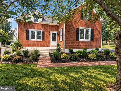 Photo of 510 Limerick Center Road, ROYERSFORD, PA 19468 (MLS # PAMC2197354)