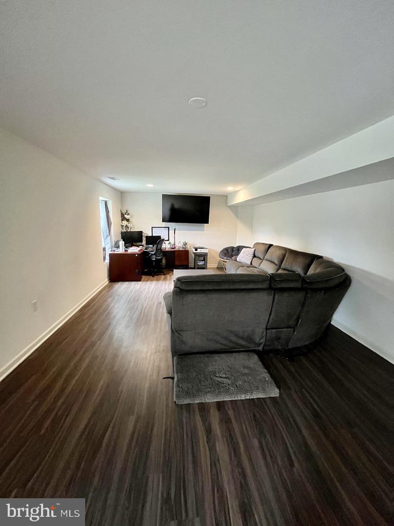 MORNING DOVE ESTATES - Residential Lease