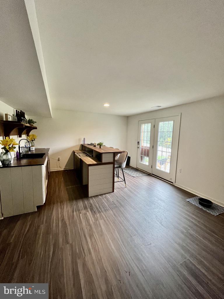 MORNING DOVE ESTATES - Residential Lease