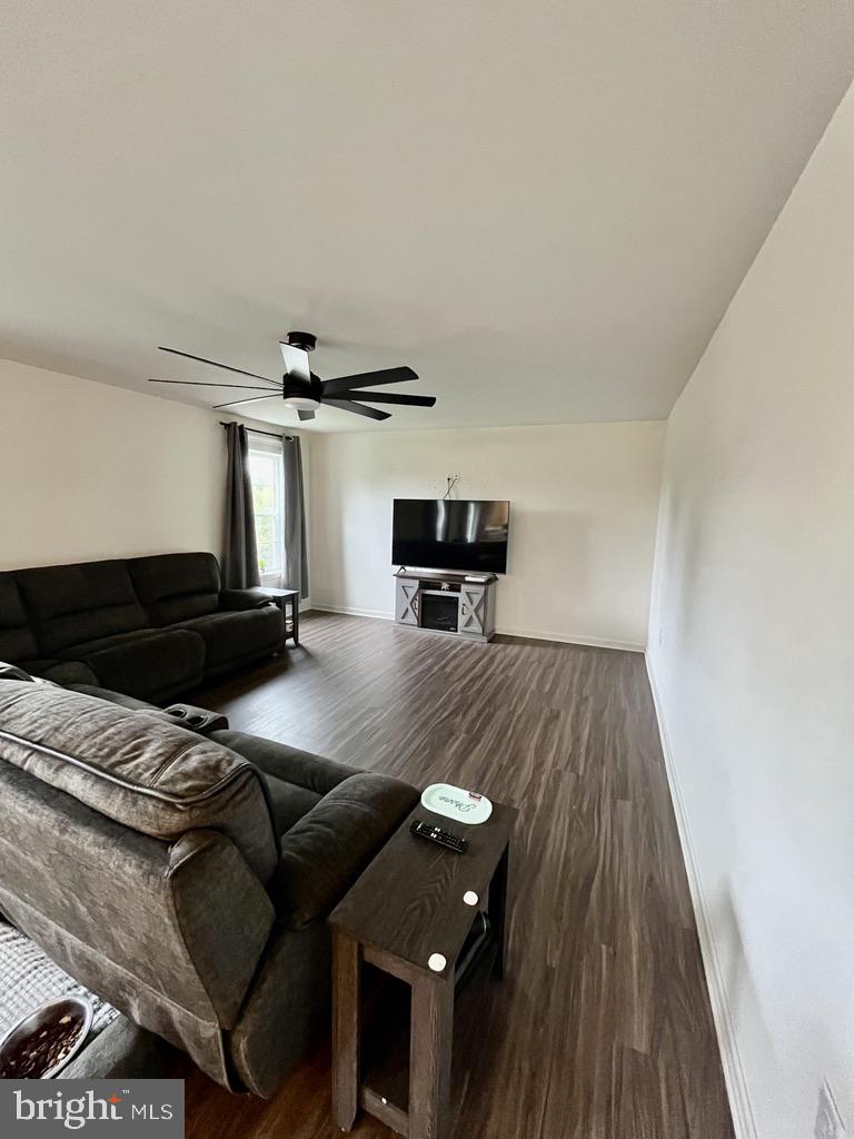 MORNING DOVE ESTATES - Residential Lease