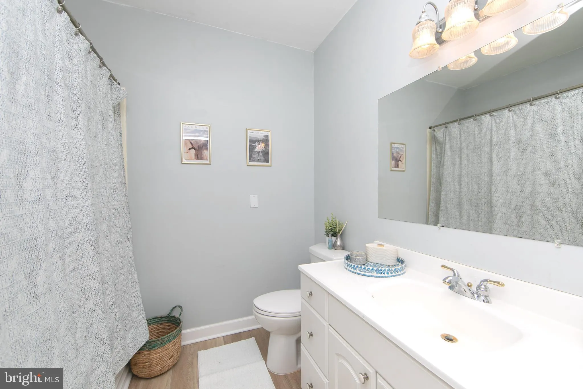 Sewell, New Jersey 08080, United States, 5 Bedrooms Bedrooms, ,4 BathroomsBathrooms,Residential,Pending,111690