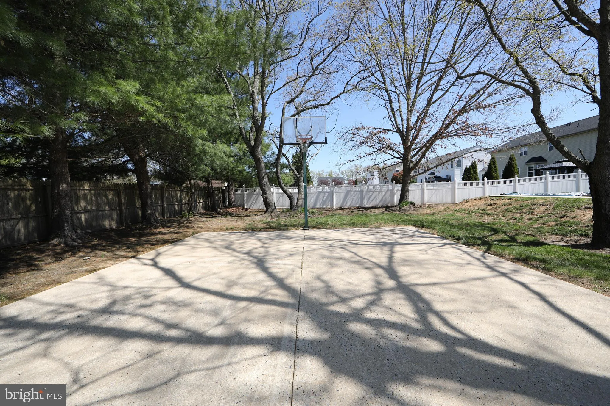 Sewell, New Jersey 08080, United States, 5 Bedrooms Bedrooms, ,4 BathroomsBathrooms,Residential,Pending,111690