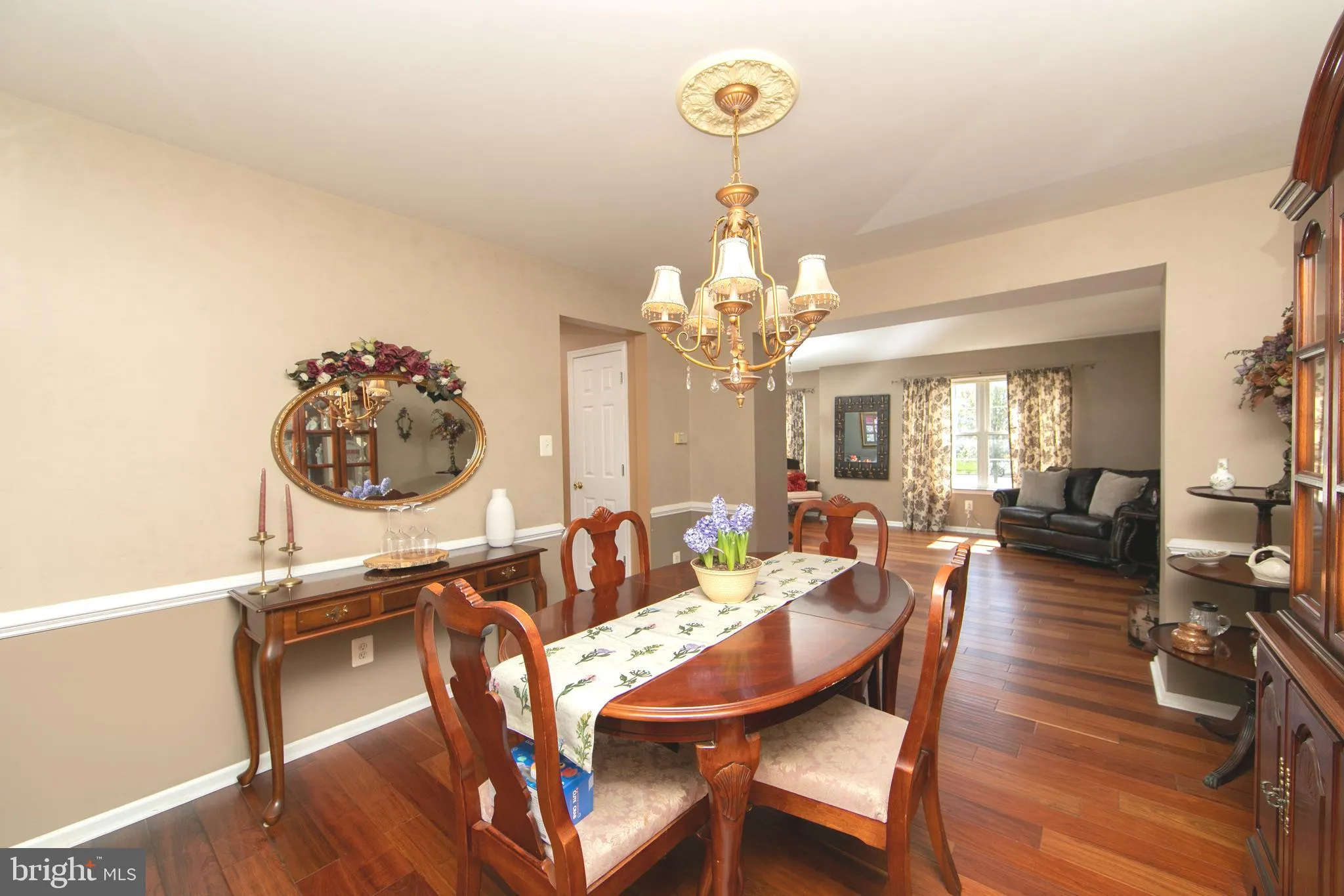 Sewell, New Jersey 08080, United States, 5 Bedrooms Bedrooms, ,4 BathroomsBathrooms,Residential,Pending,111690