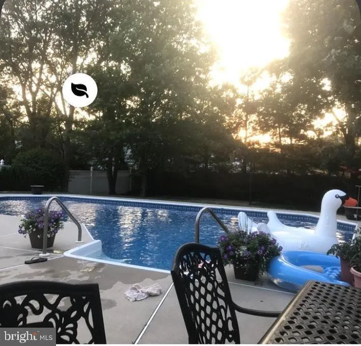 Sewell, New Jersey 08080, United States, 5 Bedrooms Bedrooms, ,4 BathroomsBathrooms,Residential,Pending,111690