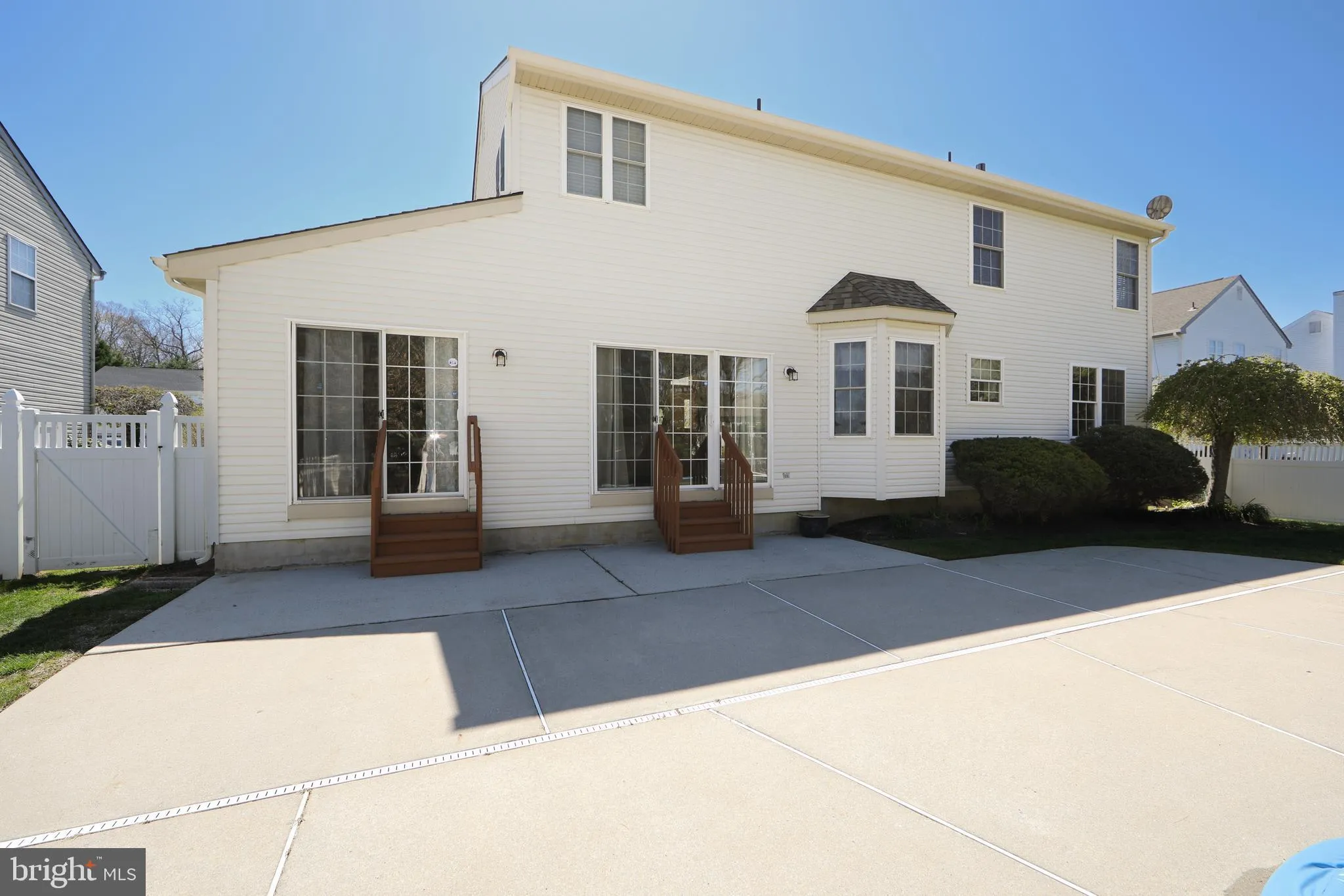 Sewell, New Jersey 08080, United States, 5 Bedrooms Bedrooms, ,4 BathroomsBathrooms,Residential,Pending,111690