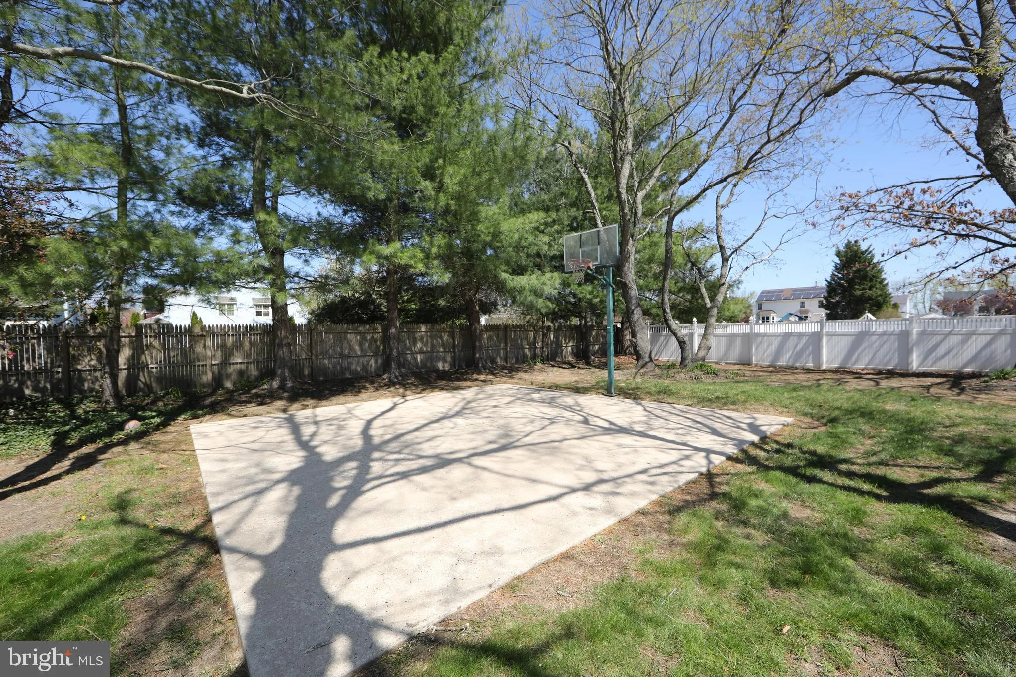 Sewell, New Jersey 08080, United States, 5 Bedrooms Bedrooms, ,4 BathroomsBathrooms,Residential,Pending,111690