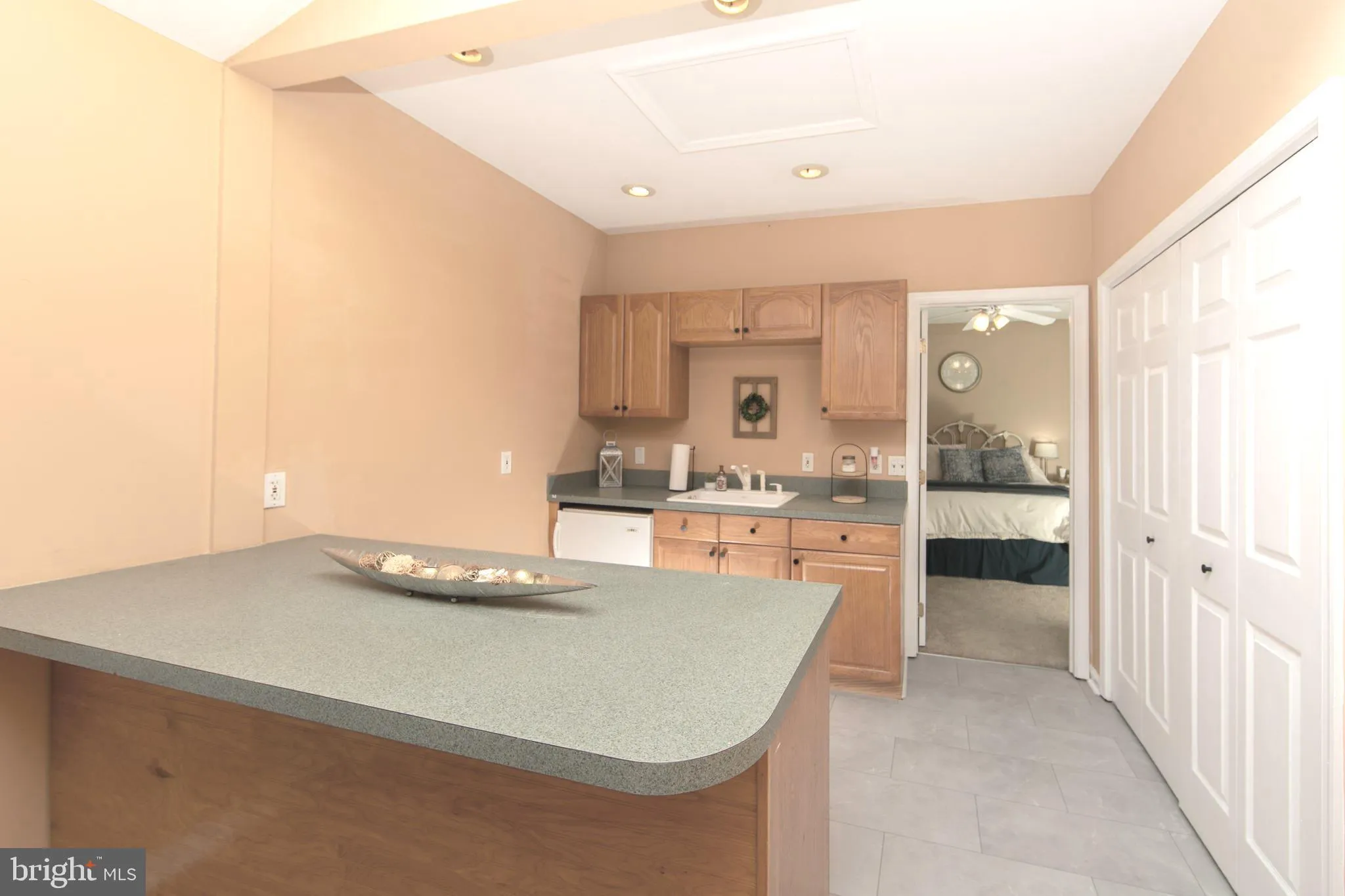 Sewell, New Jersey 08080, United States, 5 Bedrooms Bedrooms, ,4 BathroomsBathrooms,Residential,Pending,111690