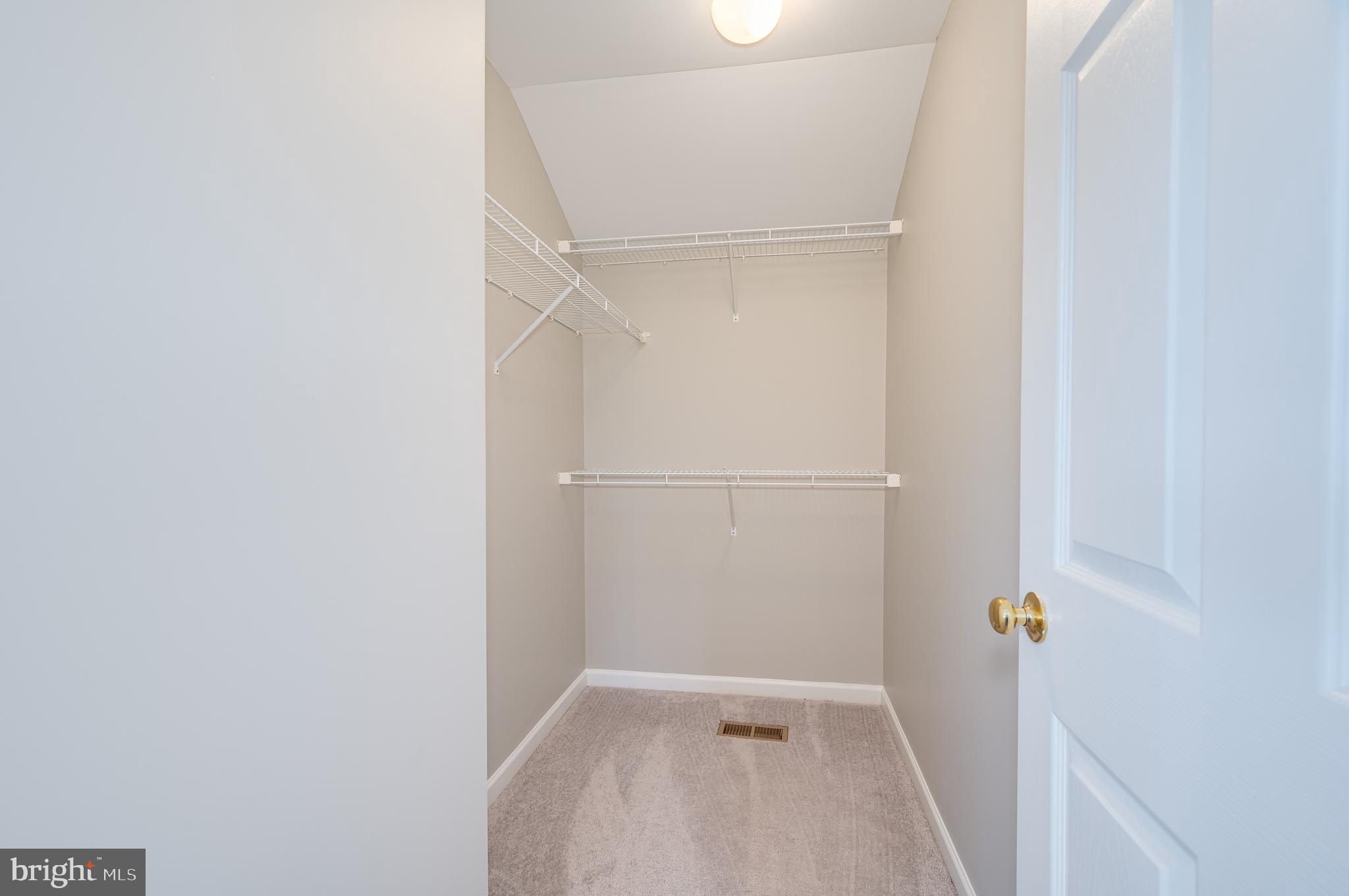 MADDEX FARM - Residential