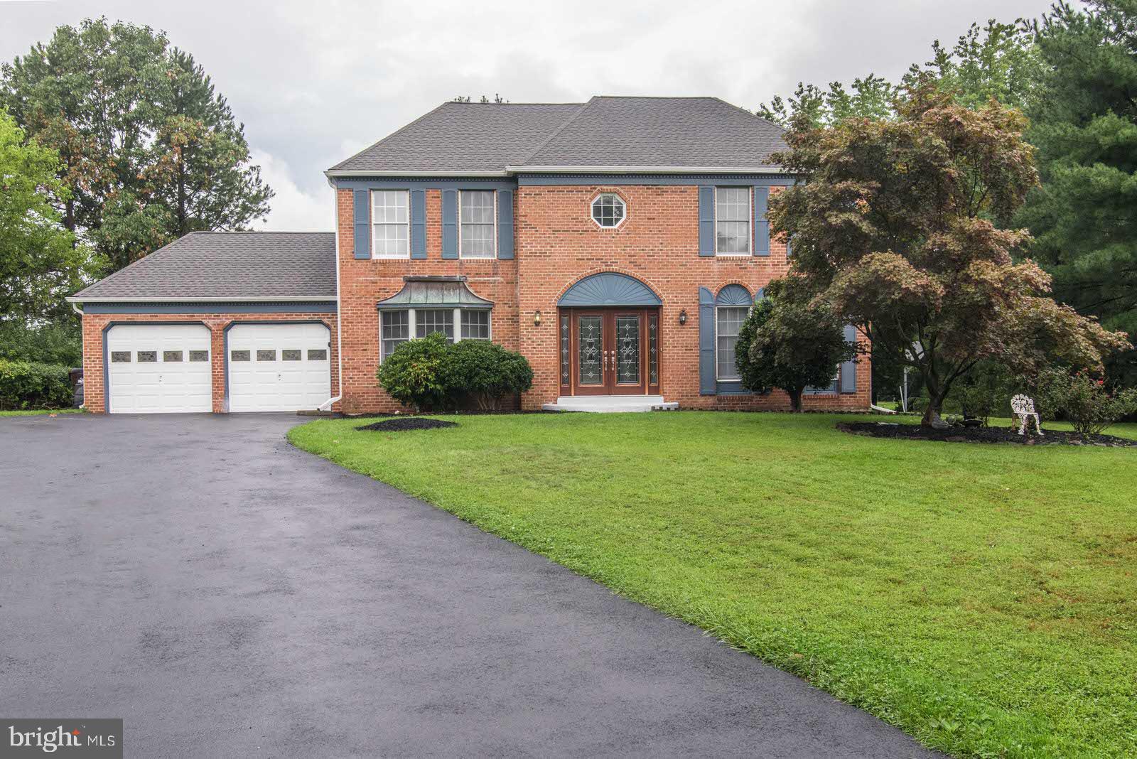 HAMPTON CHASE - Residential