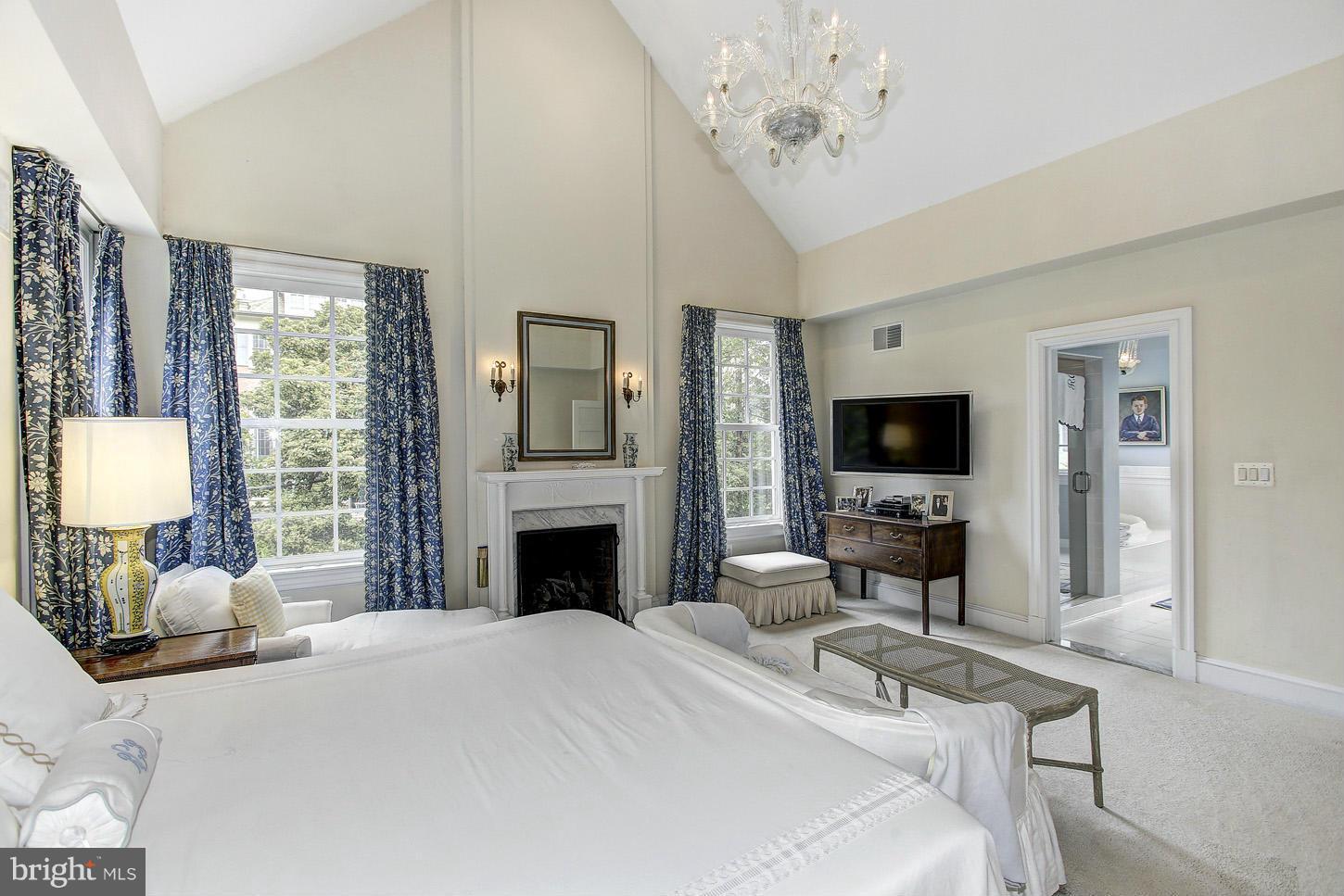 CLEVELAND PARK - Residential