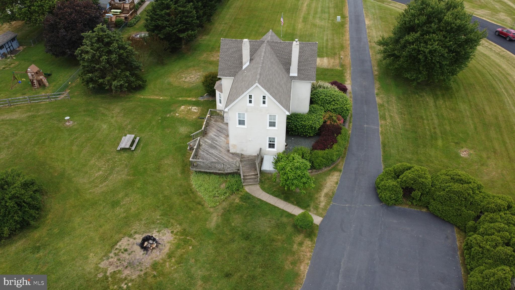 FAIRFIELDS - Residential