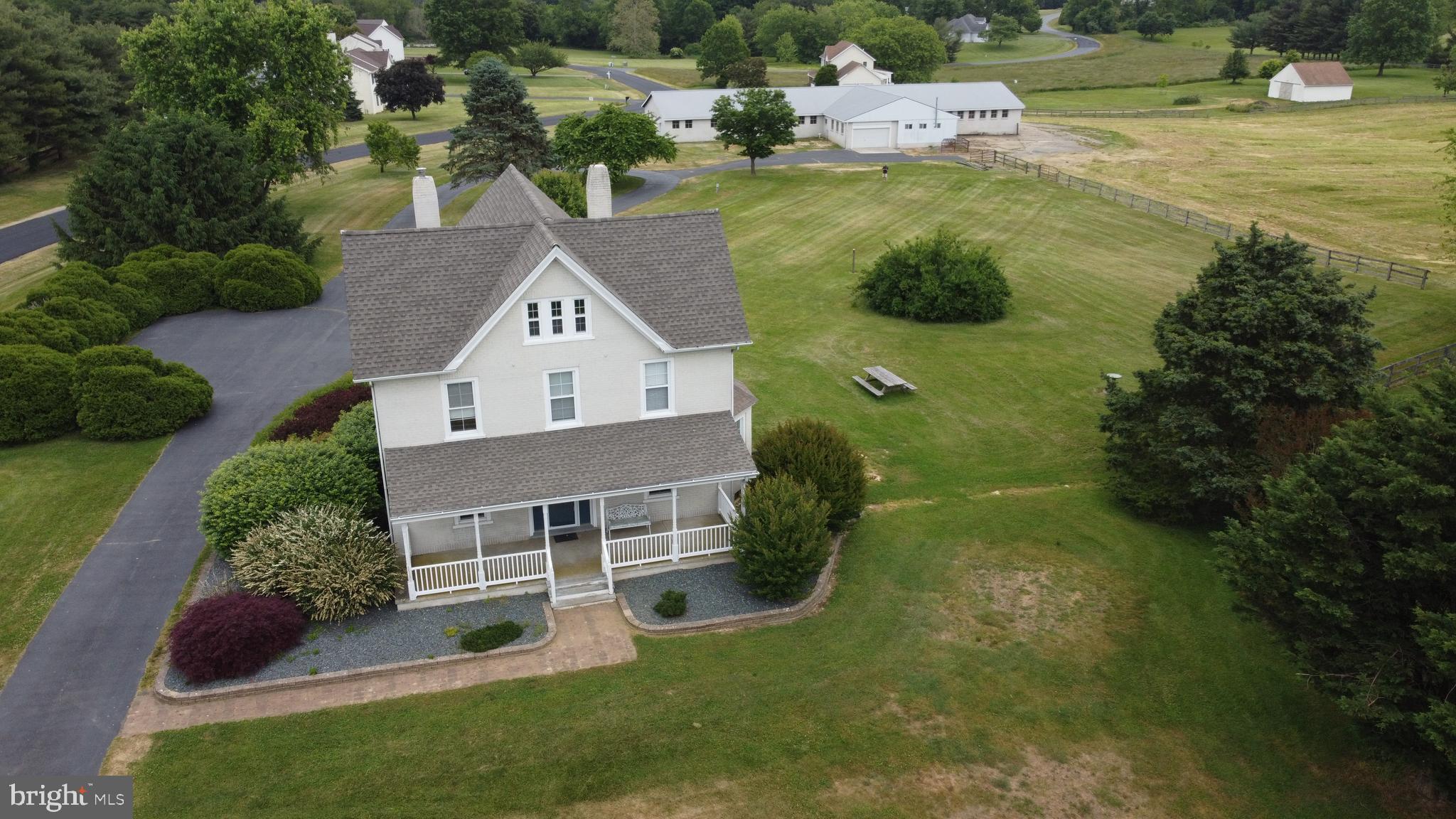 FAIRFIELDS - Residential