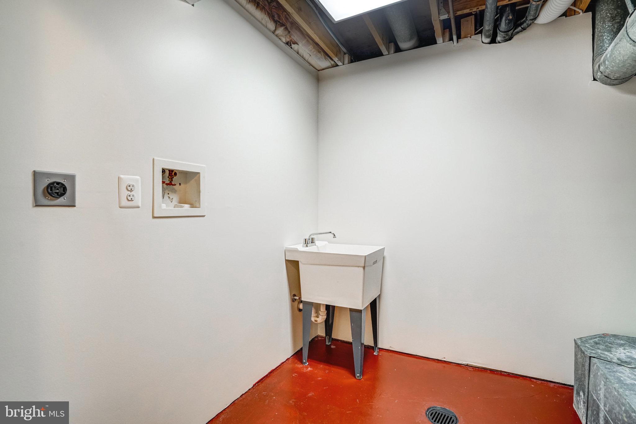 KENWOOD OAKS - Residential