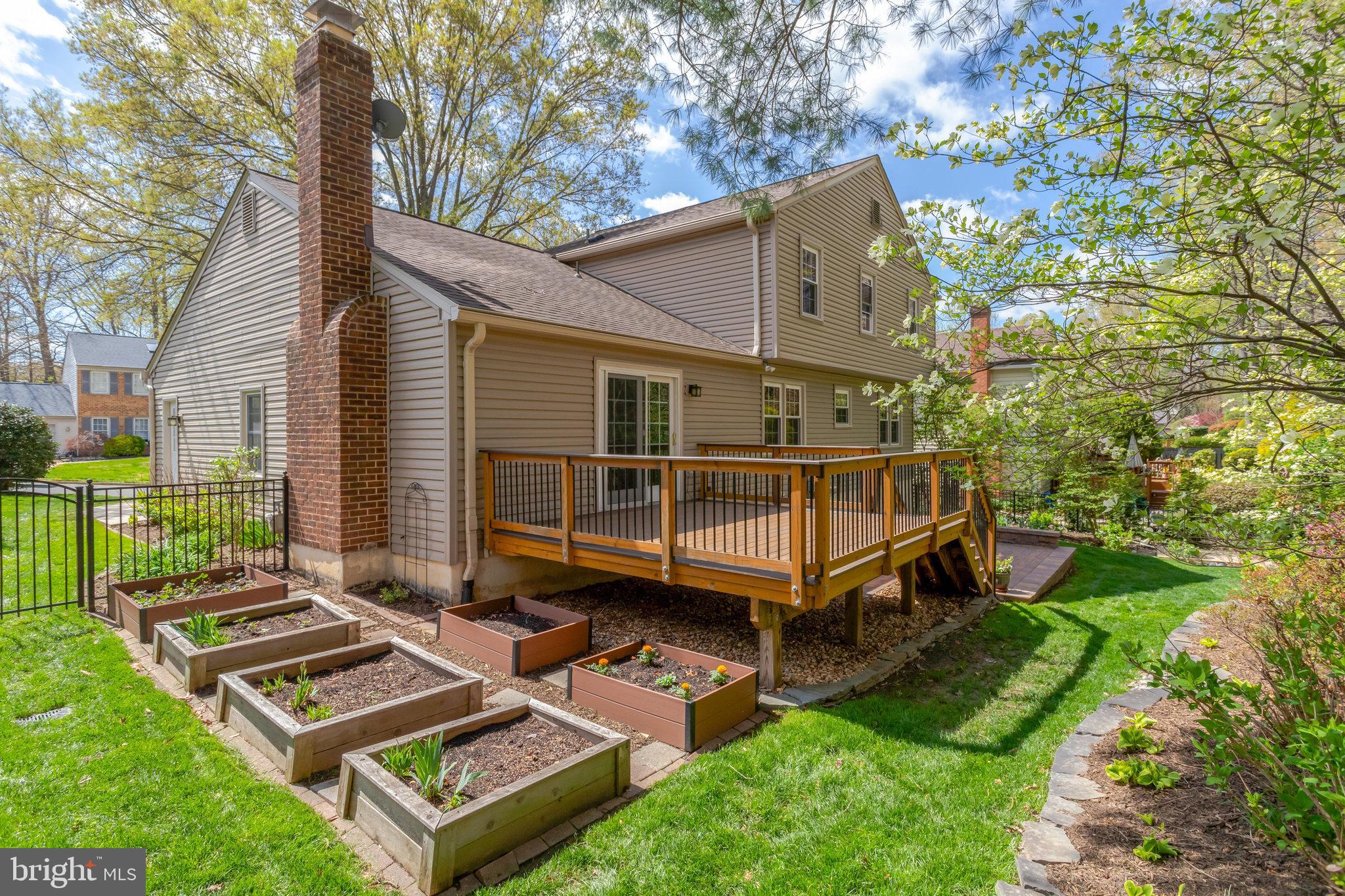 KENWOOD OAKS - Residential