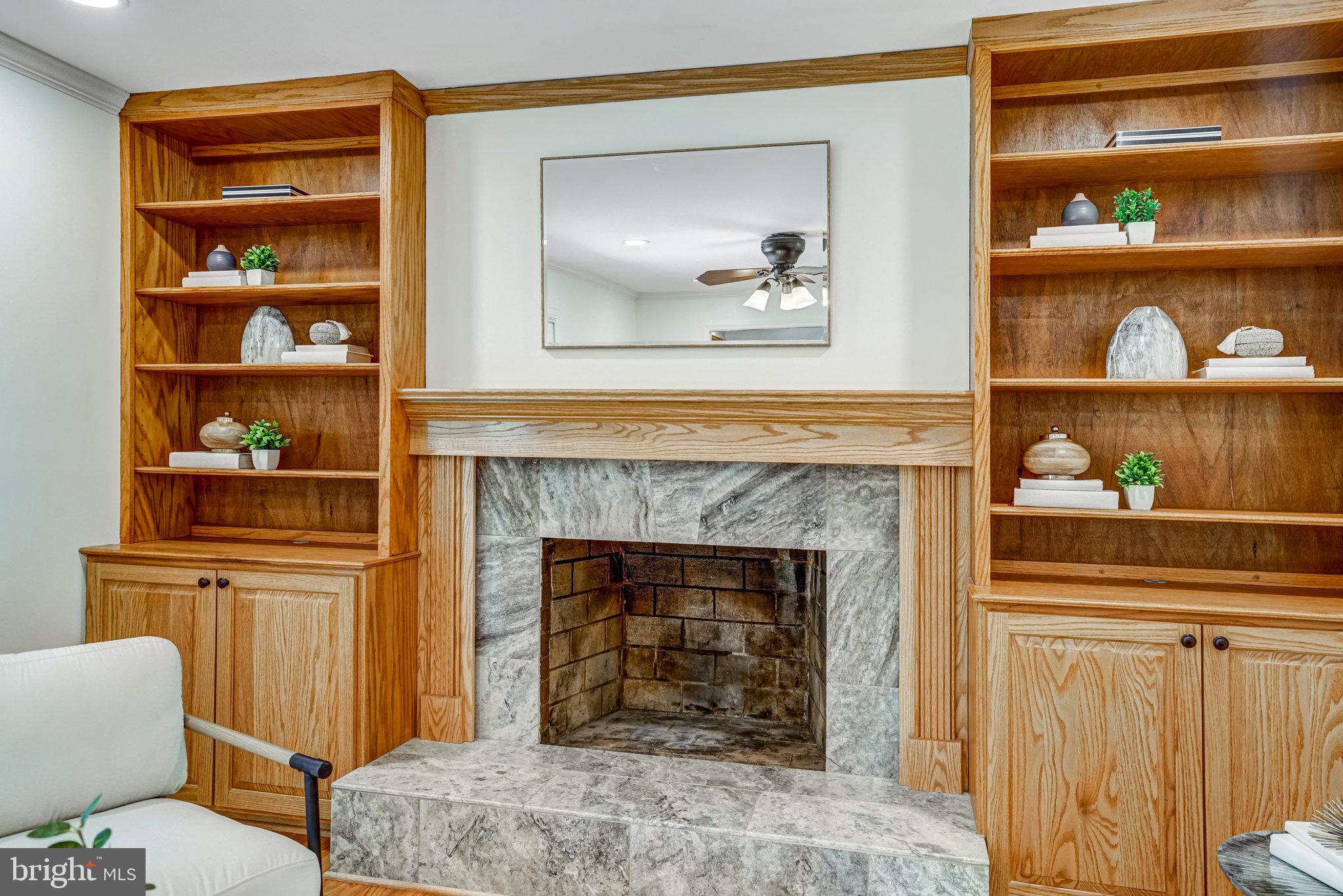 KENWOOD OAKS - Residential