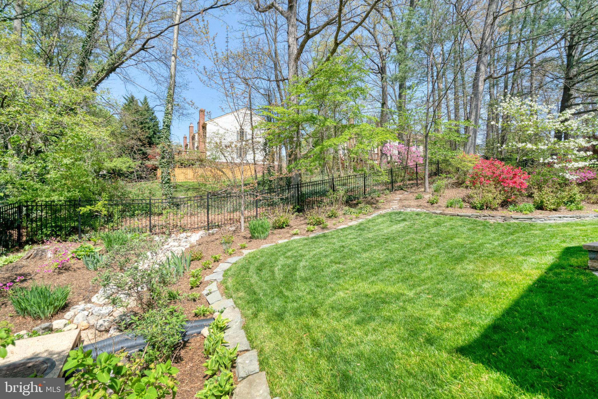 KENWOOD OAKS - Residential