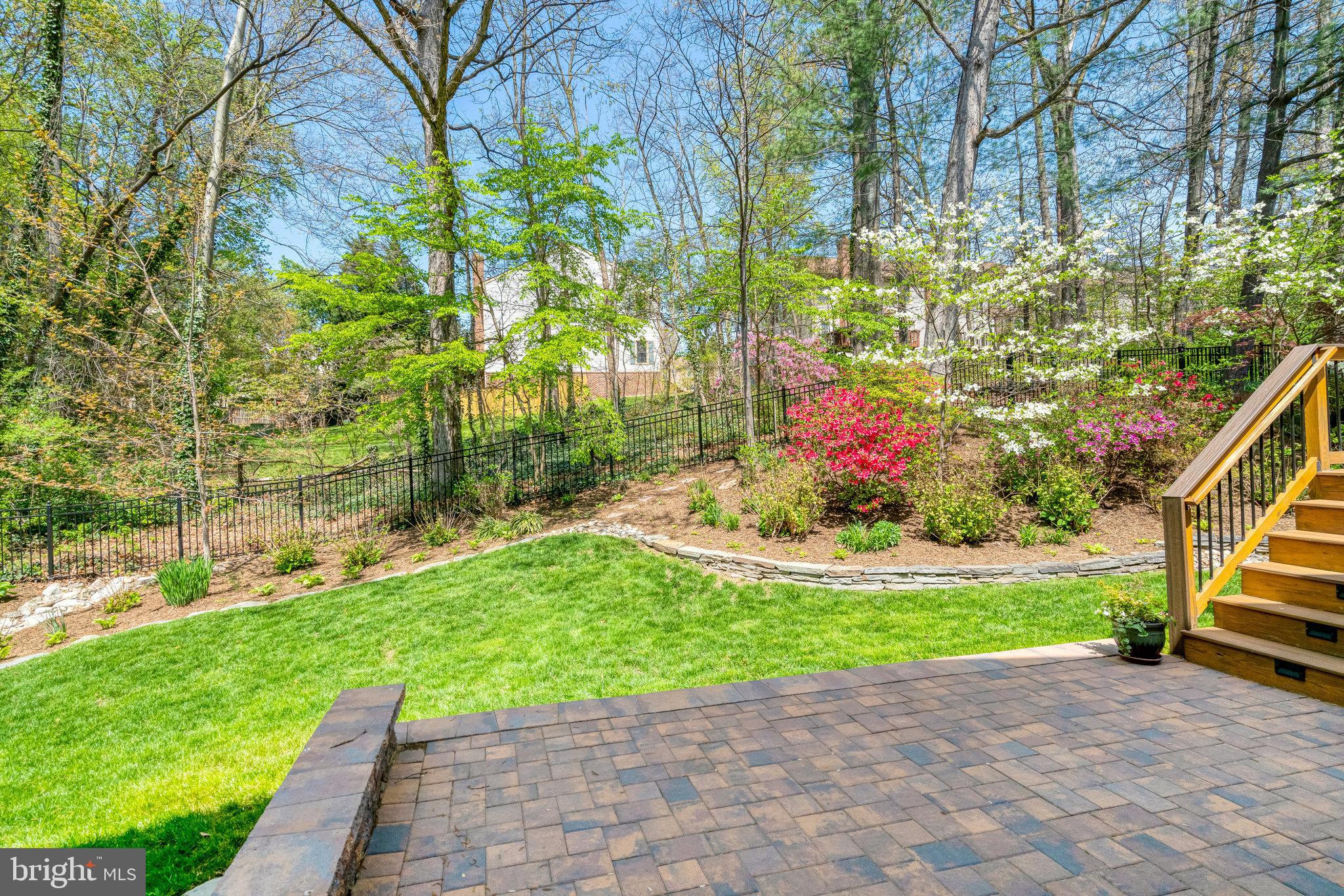 KENWOOD OAKS - Residential