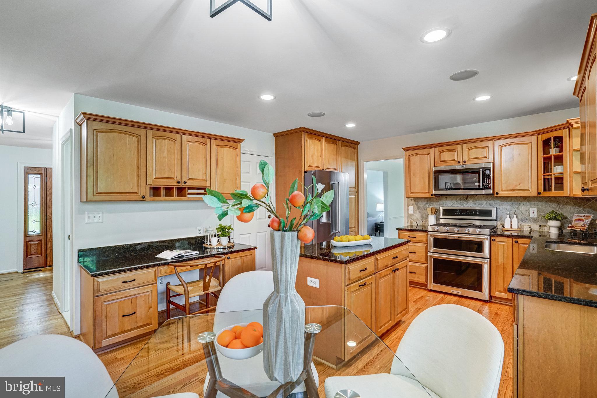 KENWOOD OAKS - Residential