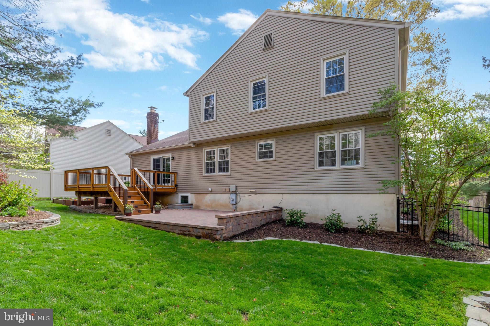 KENWOOD OAKS - Residential