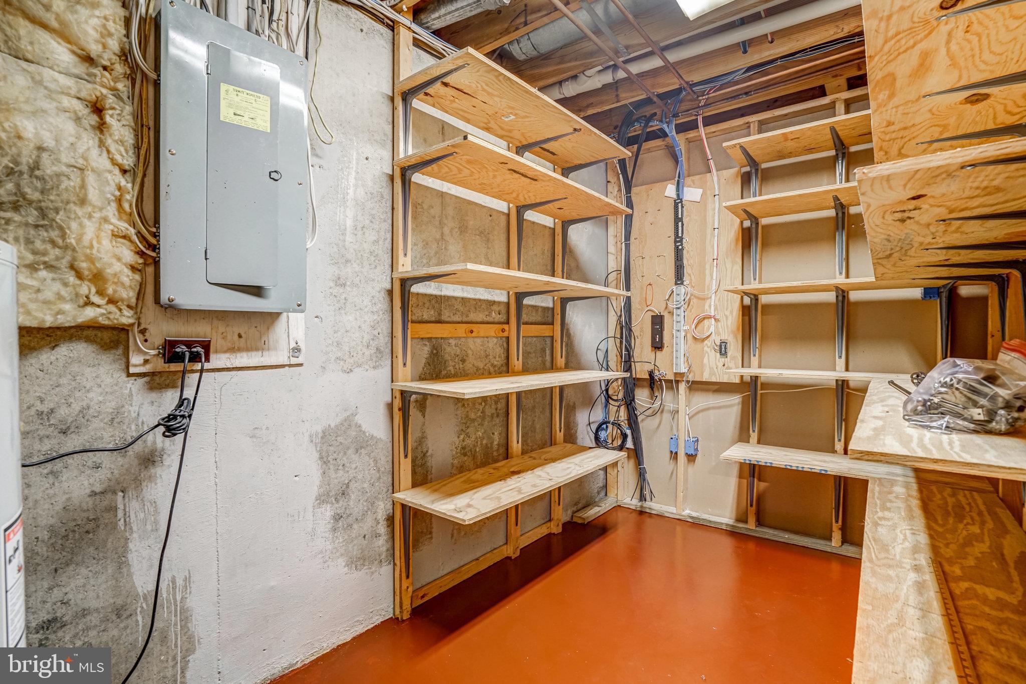 KENWOOD OAKS - Residential