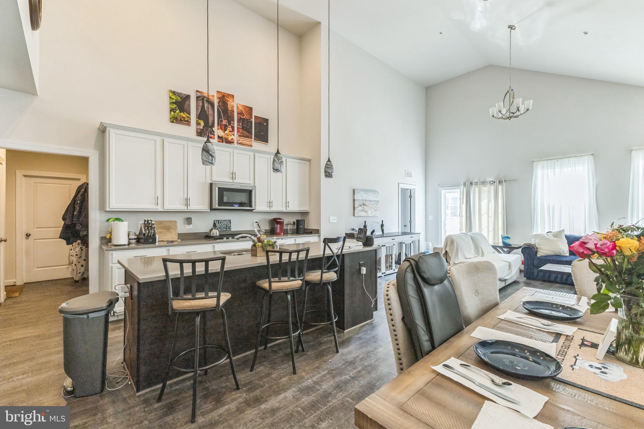 SANCTUARY AT SOUTH RIVER - Residential