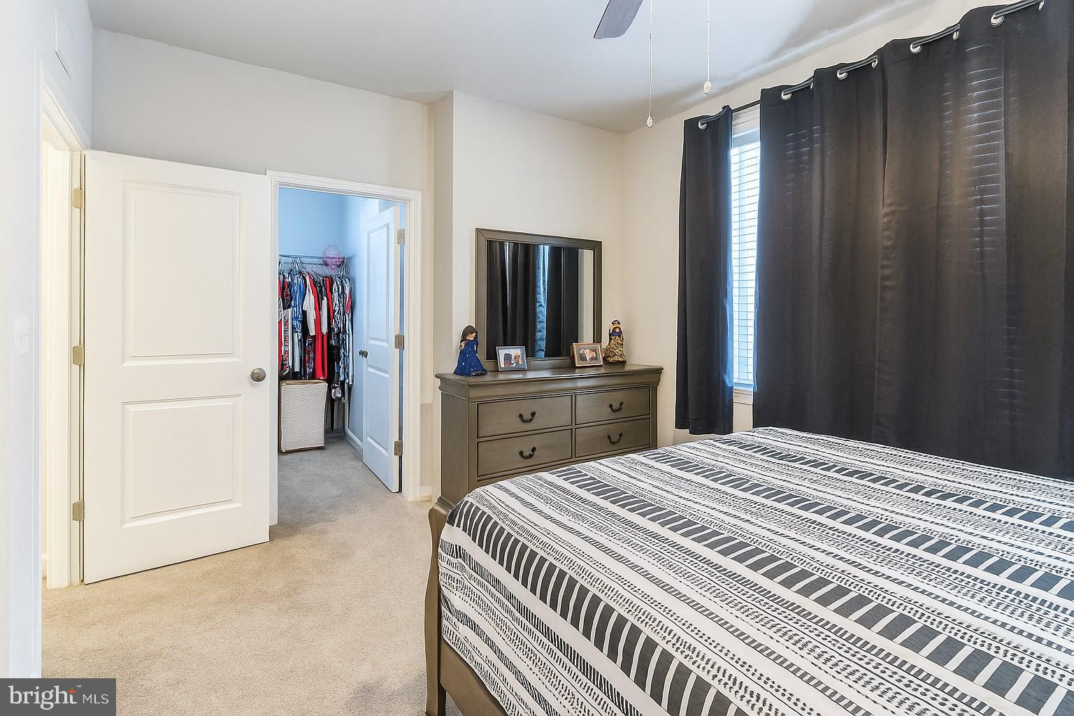 SANCTUARY AT SOUTH RIVER - Residential