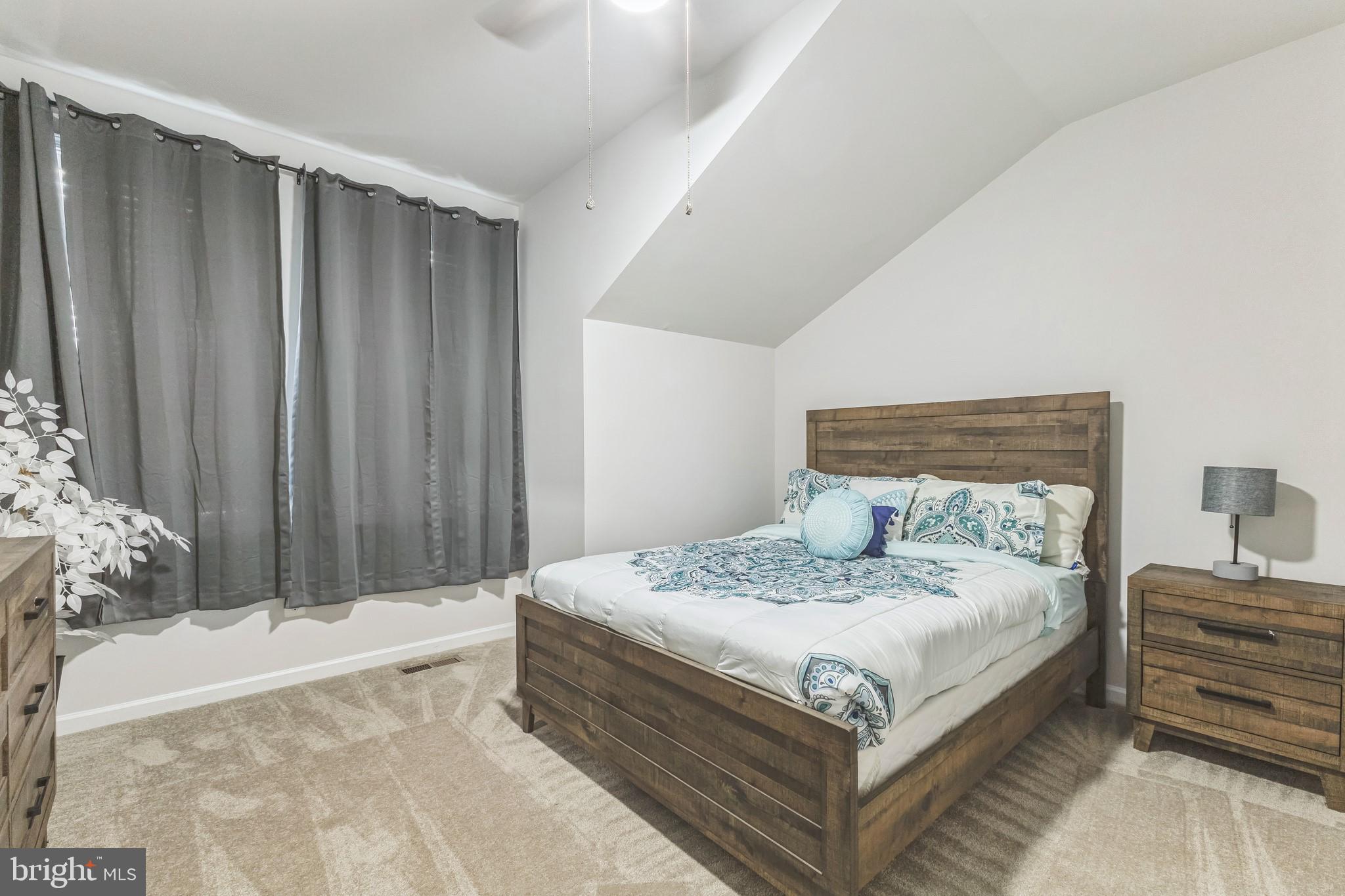 SANCTUARY AT SOUTH RIVER - Residential