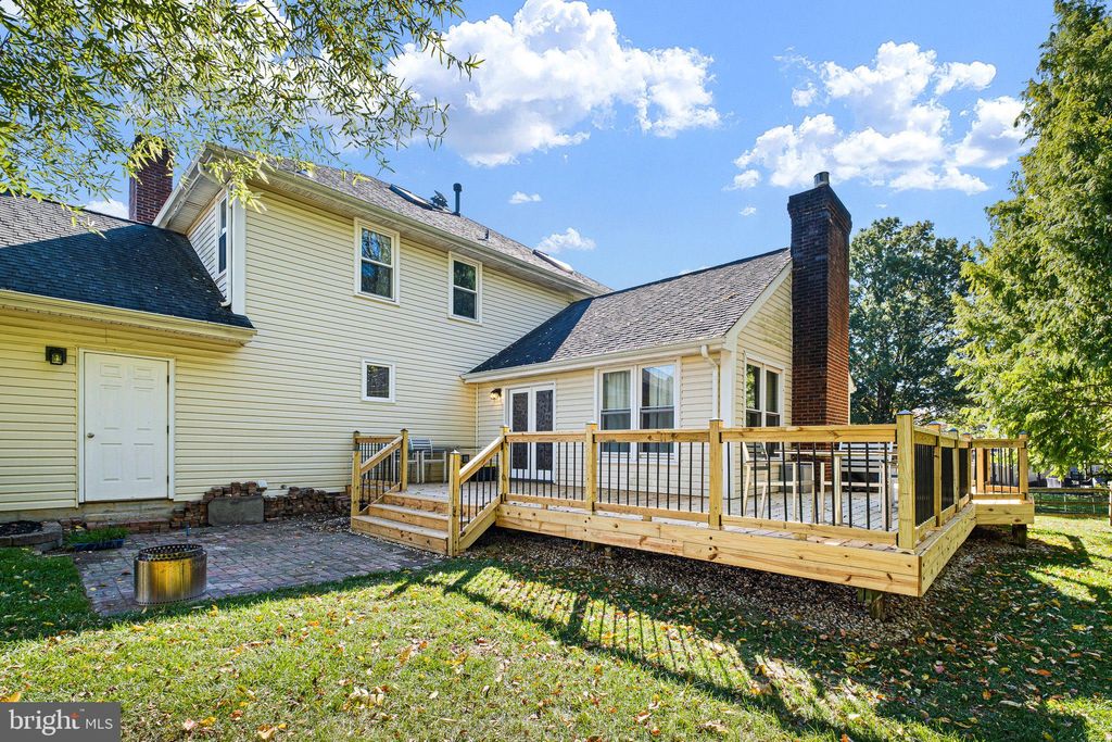Photo of 6 Shenandoah Drive, NEWARK, DE 19711 (MLS # DENC2091908)