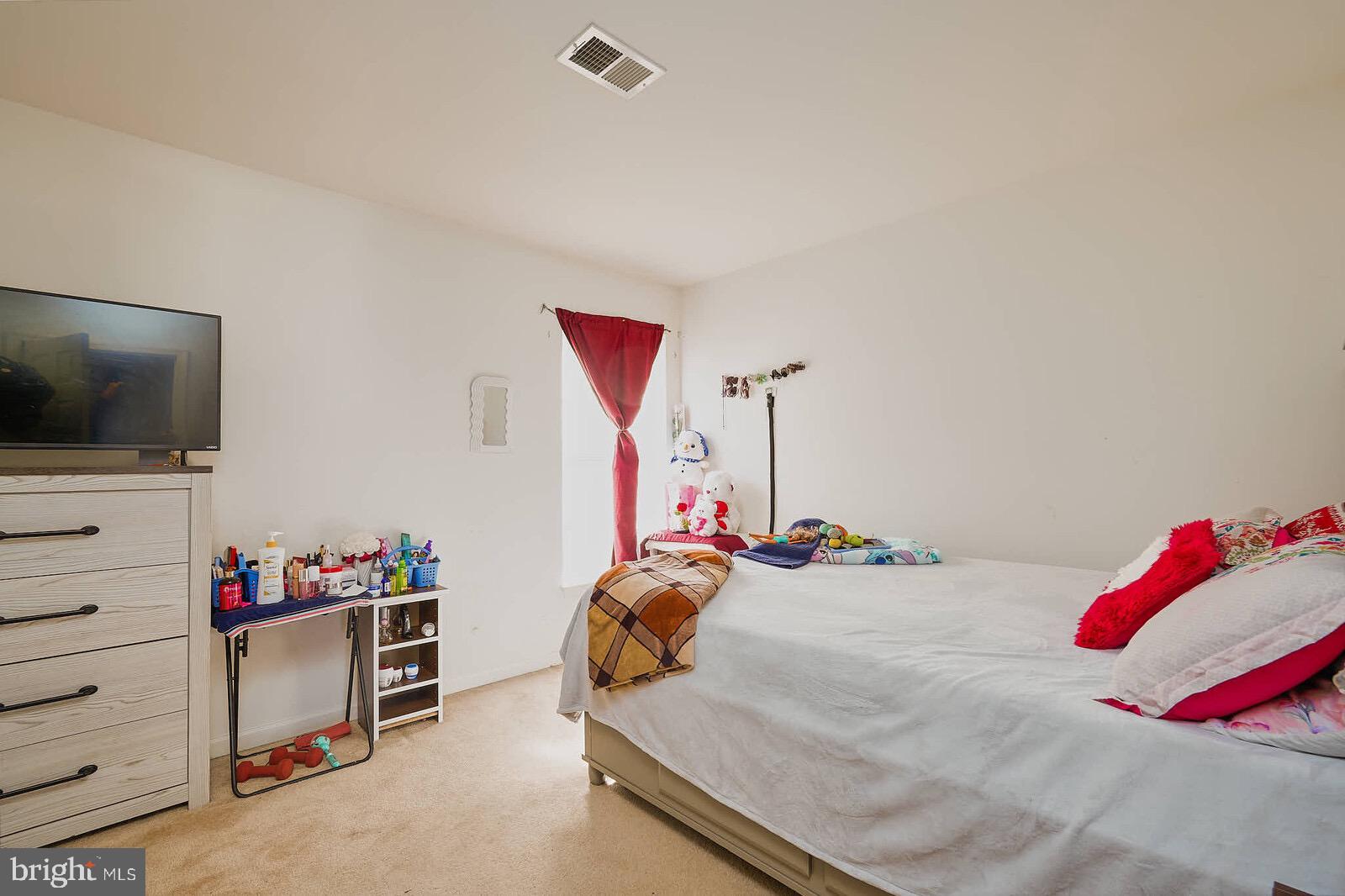 GREEN MEADOWS - Residential