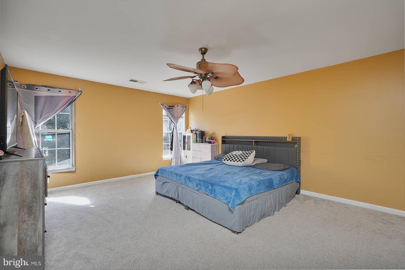 GREEN MEADOWS - Residential