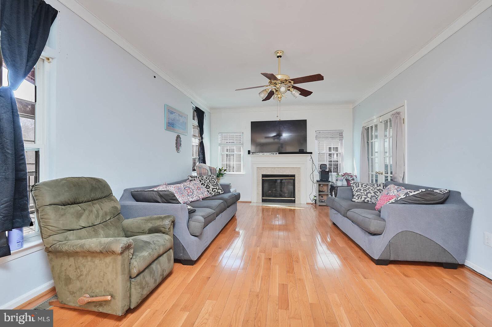 GREEN MEADOWS - Residential