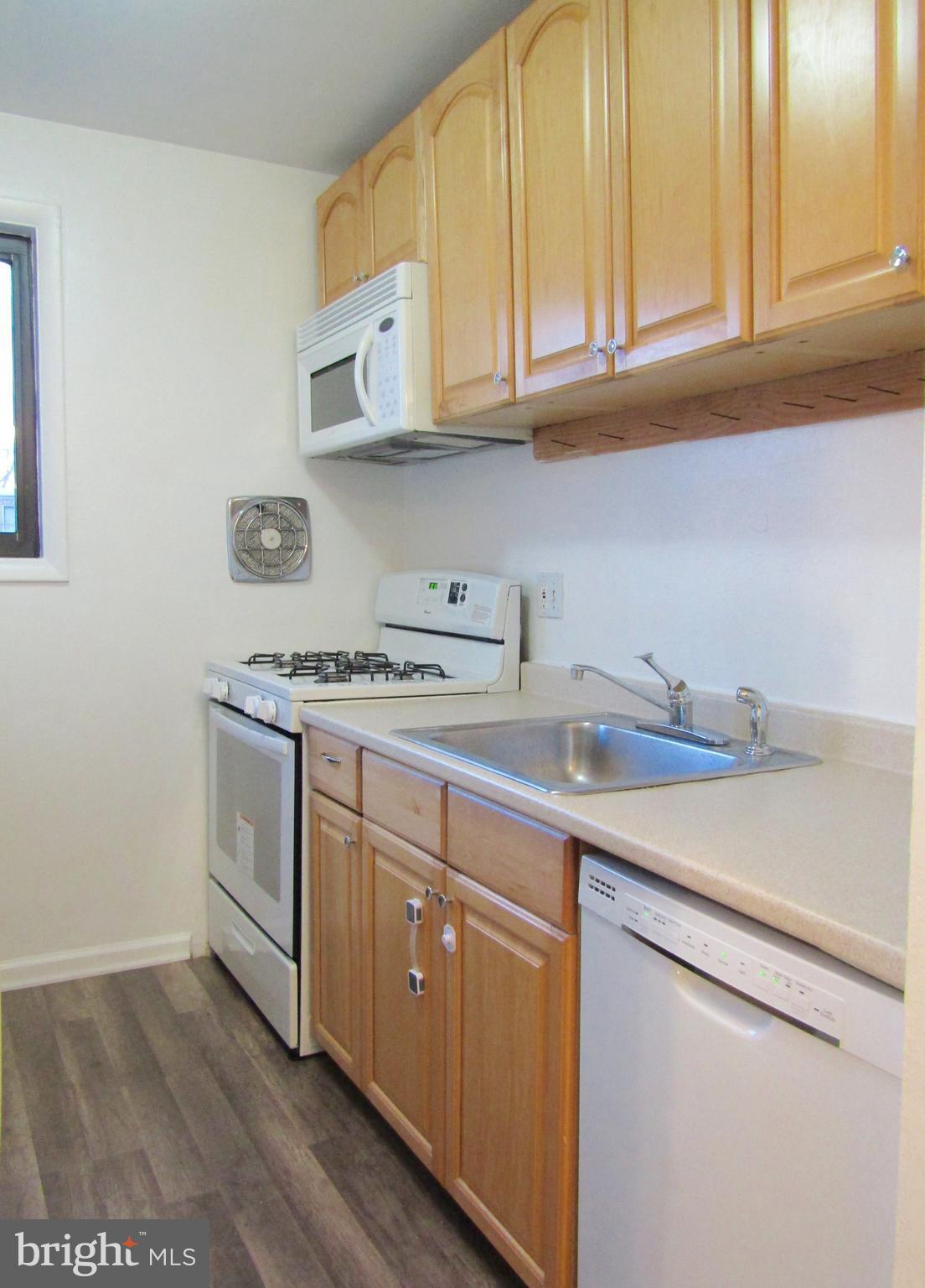 JAMES LEE - Residential