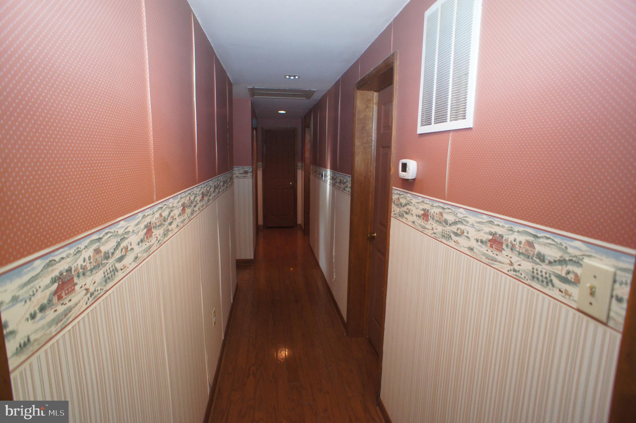 ELLICOTT CENTER - Residential