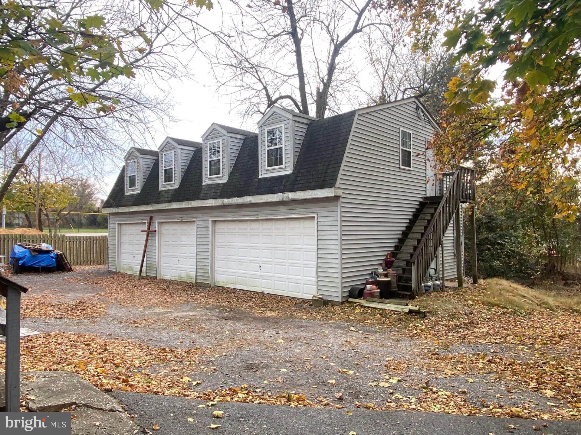 ELLICOTT CENTER - Residential