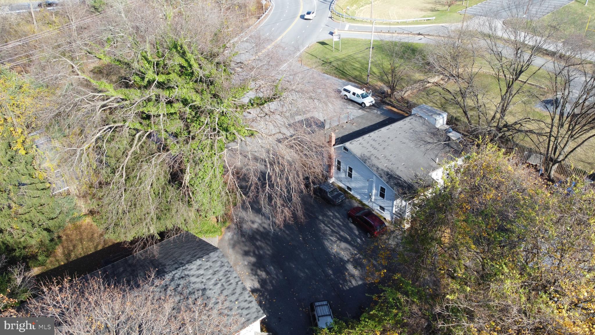 ELLICOTT CENTER - Residential