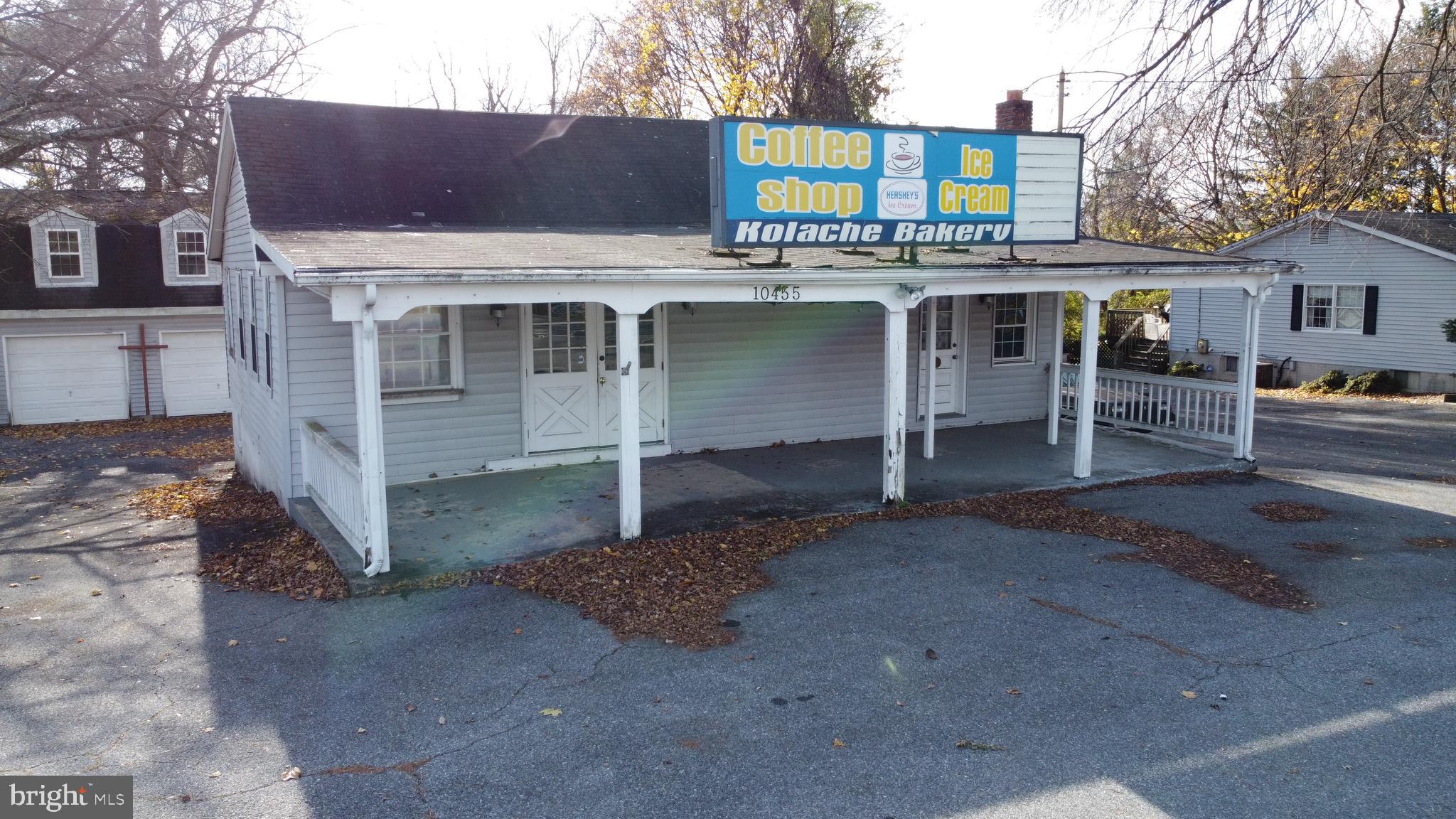 ELLICOTT CENTER - Residential