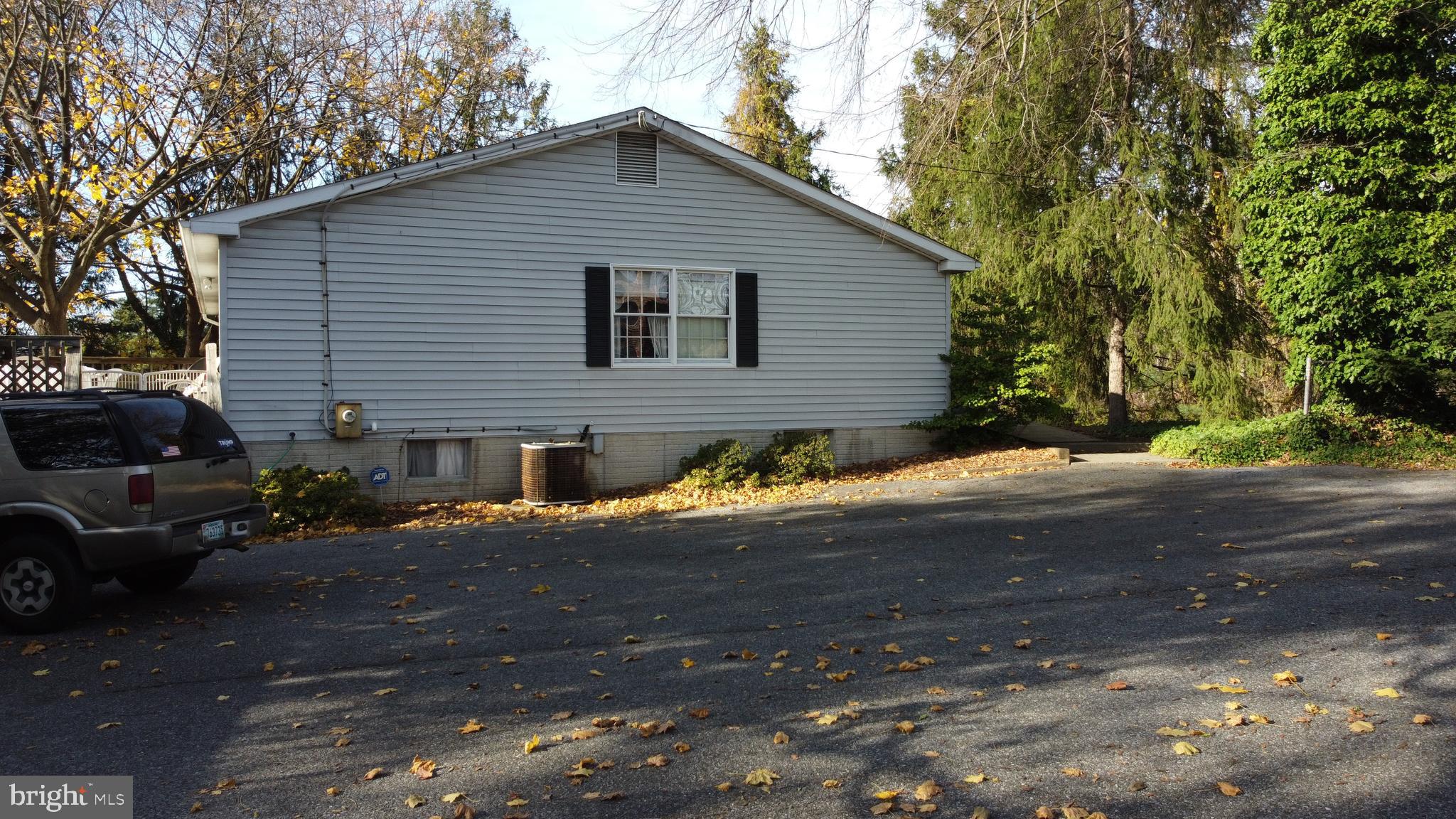 ELLICOTT CENTER - Residential