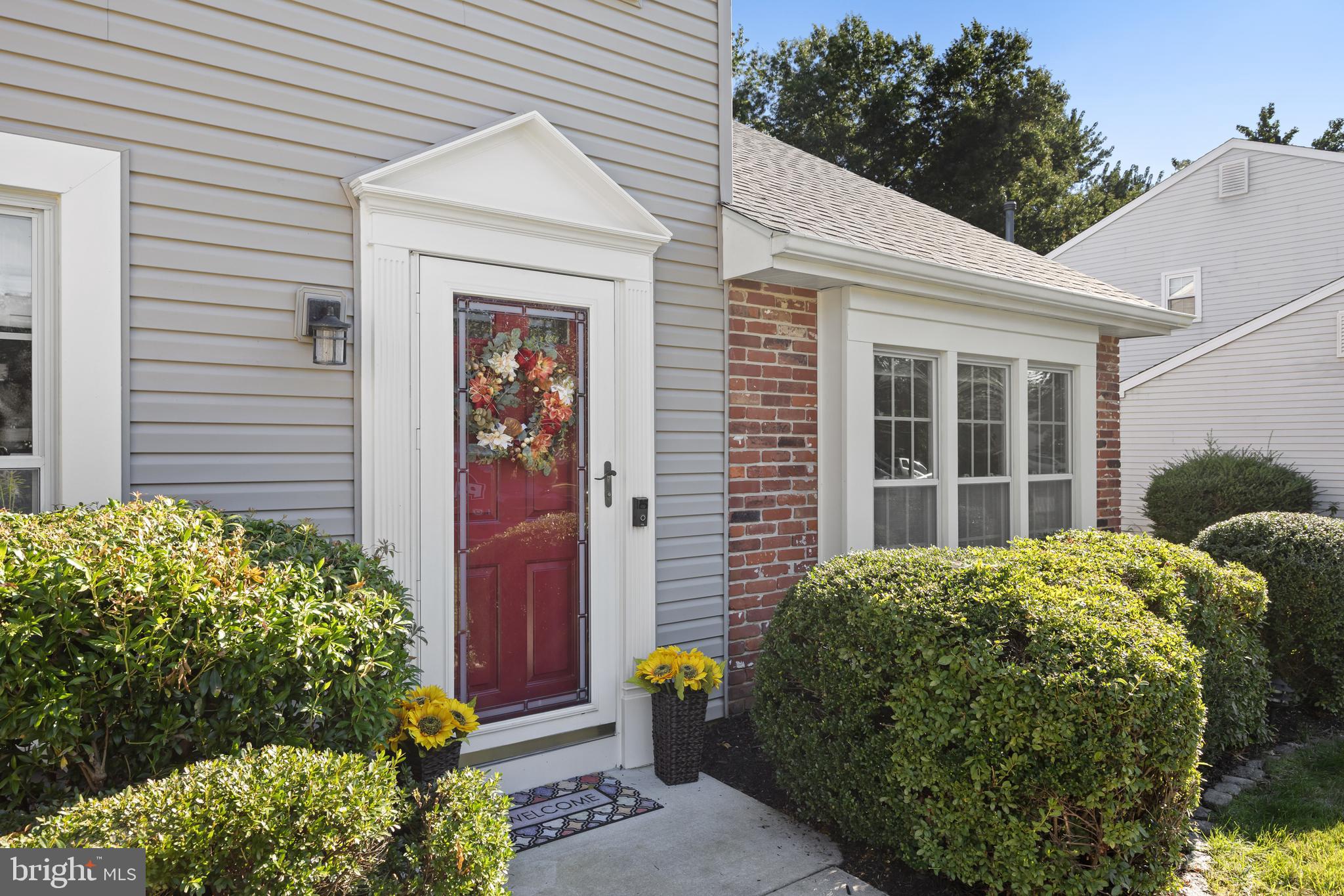 35 STRATFORD LANE