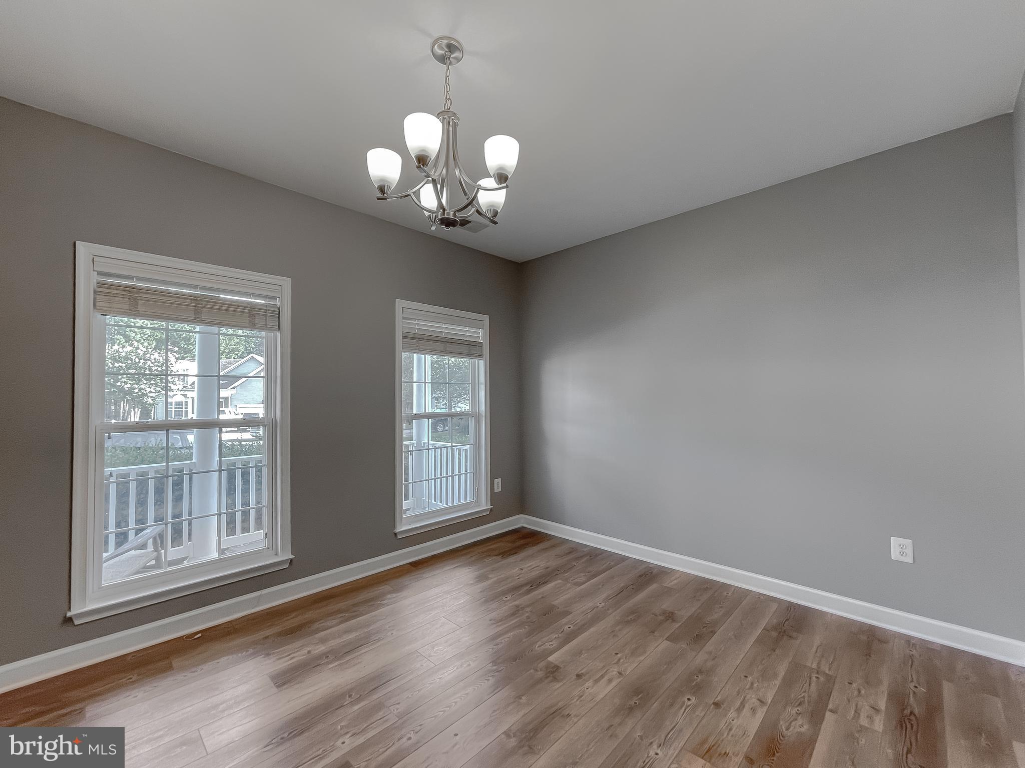 KEDGES STRAIT - Residential