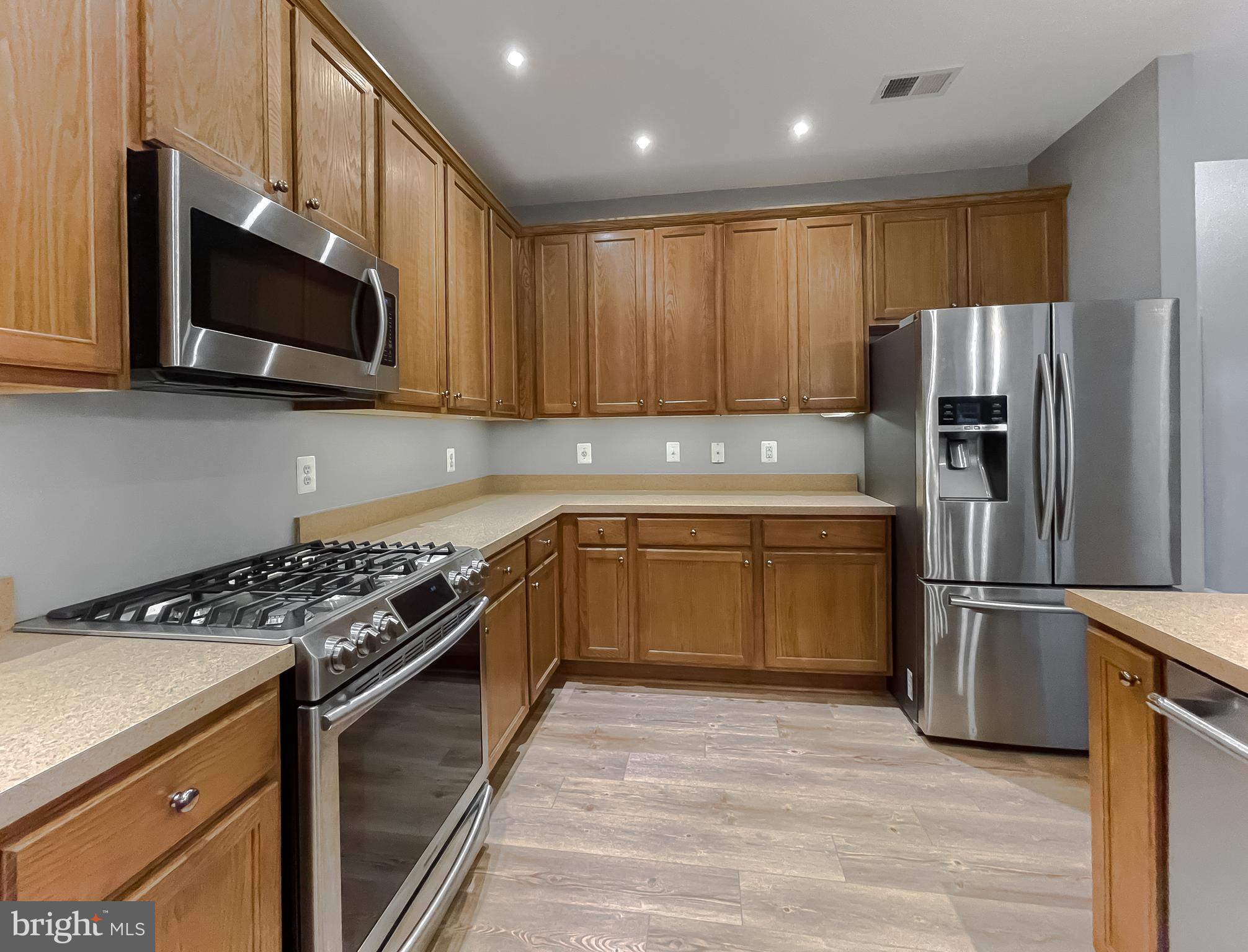 KEDGES STRAIT - Residential