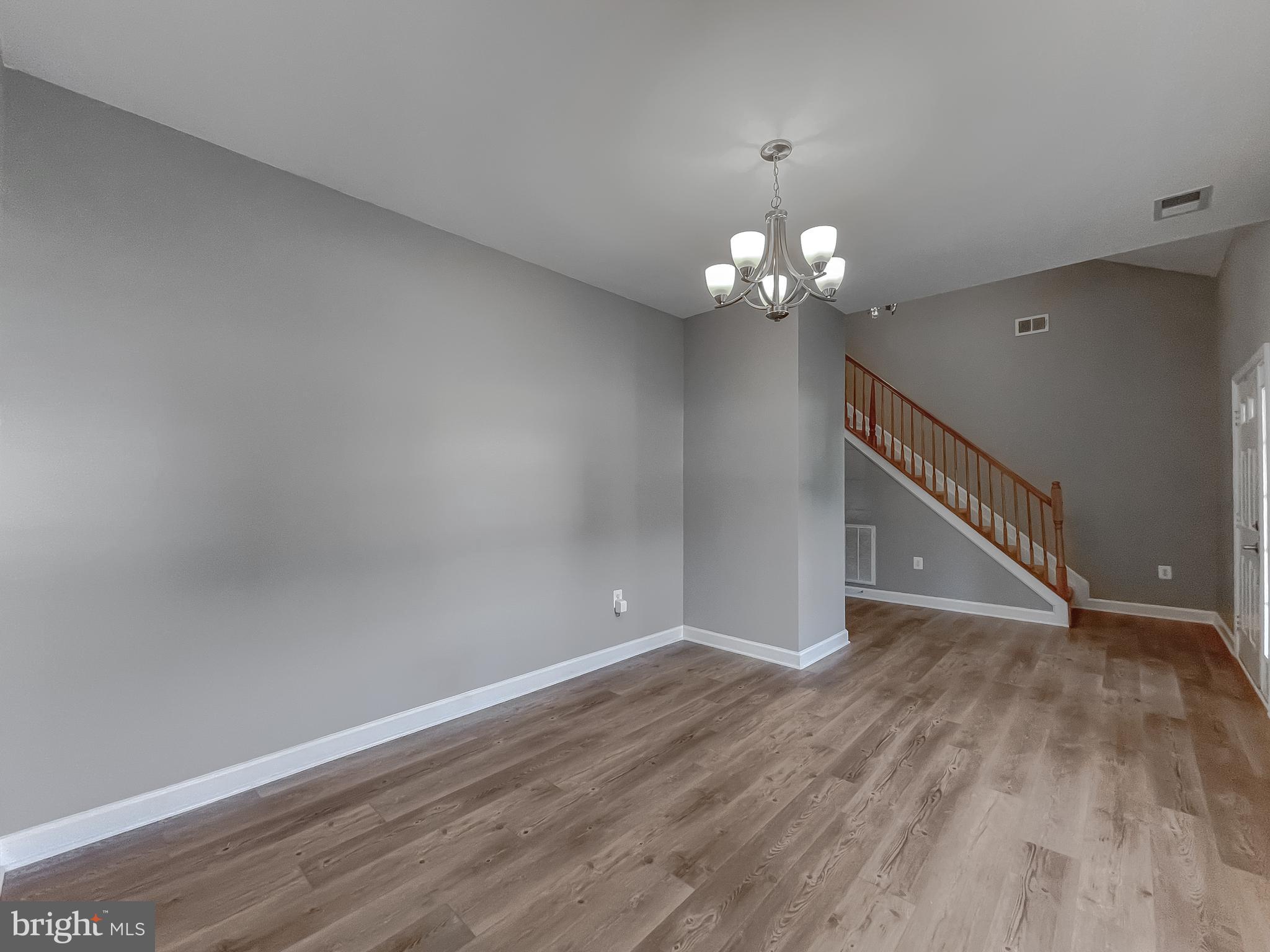 KEDGES STRAIT - Residential