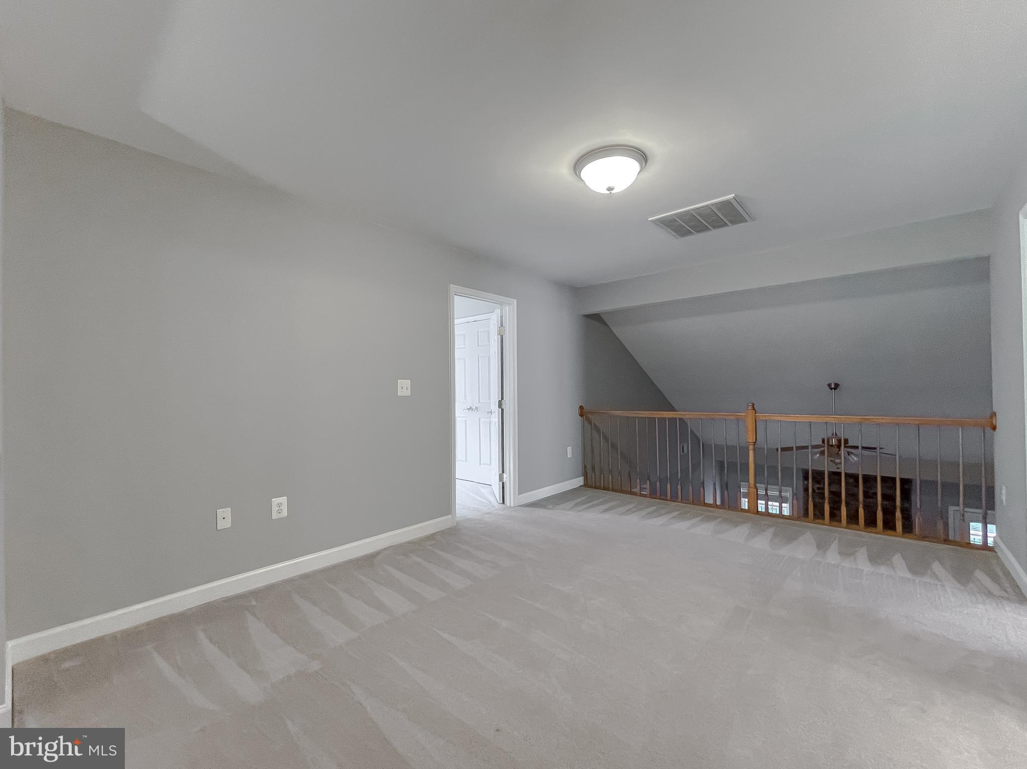 KEDGES STRAIT - Residential