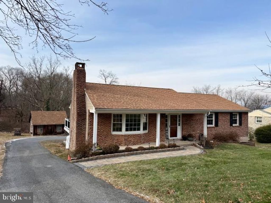 Photo of 1287 Sheep Hill Rd, POTTSTOWN, PA 19465 (MLS # PACT2115398)