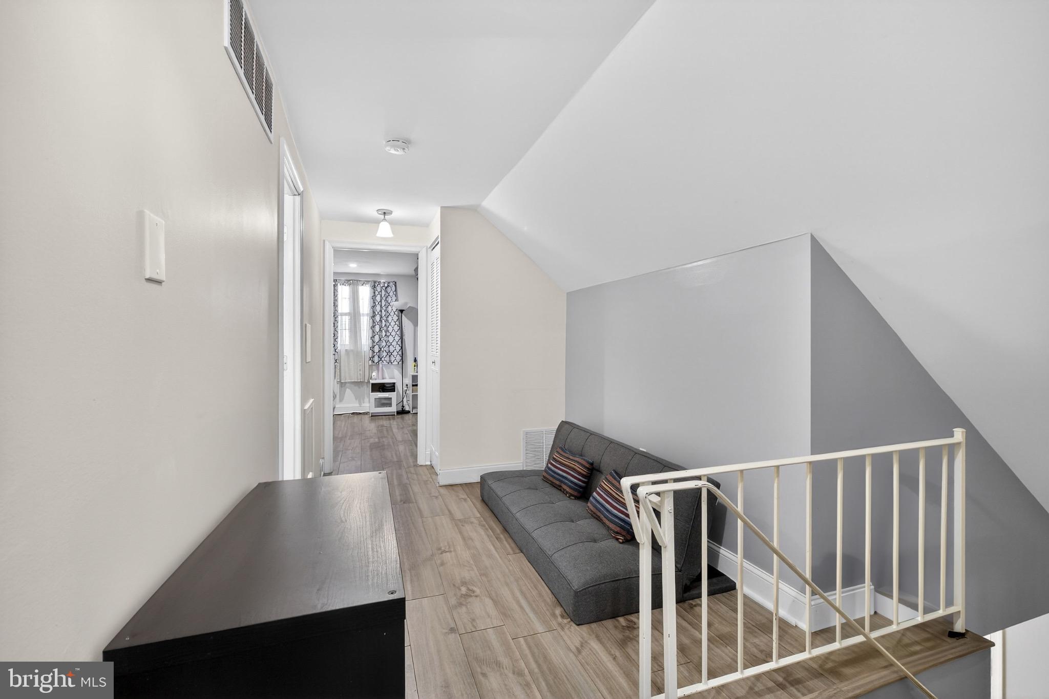 WOODRIDGE EAST - Residential