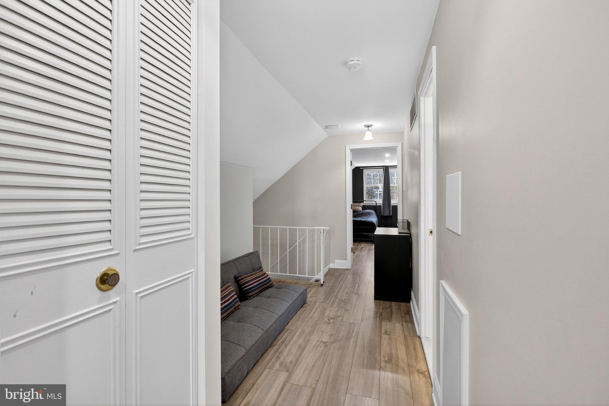 WOODRIDGE EAST - Residential